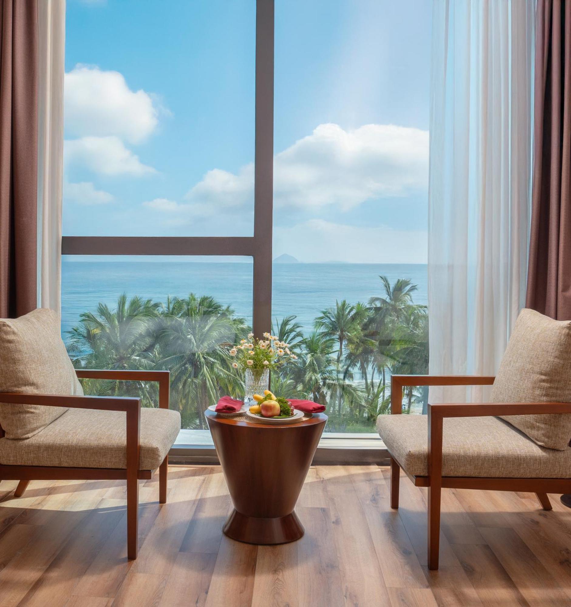 Starcity Hotel&condotel Beachfront 5*