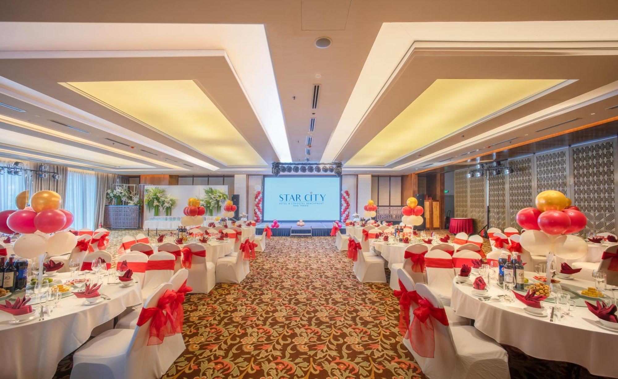 Khách sạn Starcity Hotel&condotel Beachfront Nha Trang