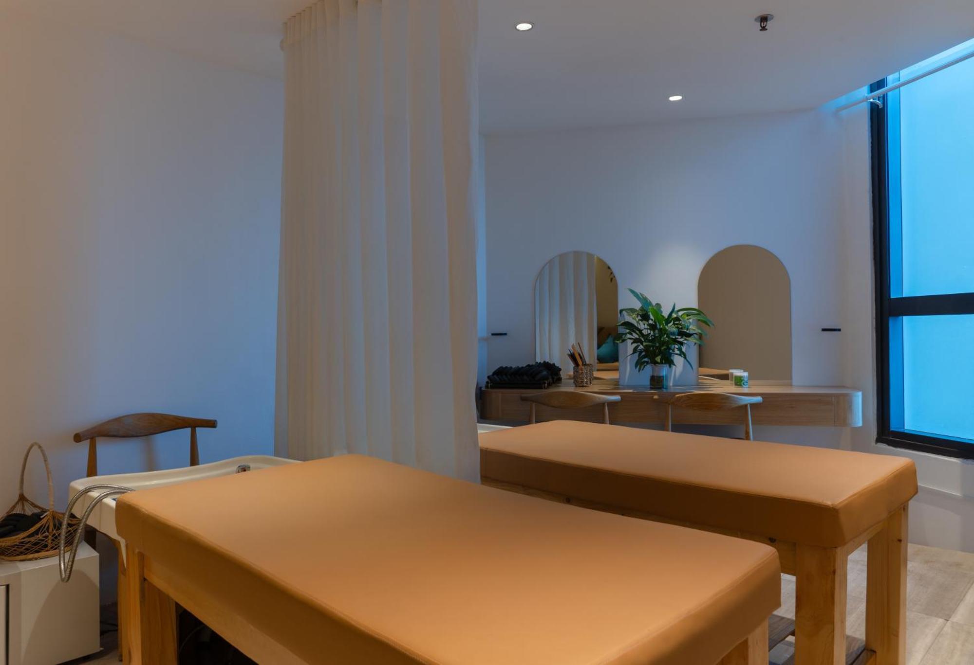 Khách sạn Starcity Hotel&condotel Beachfront Nha Trang