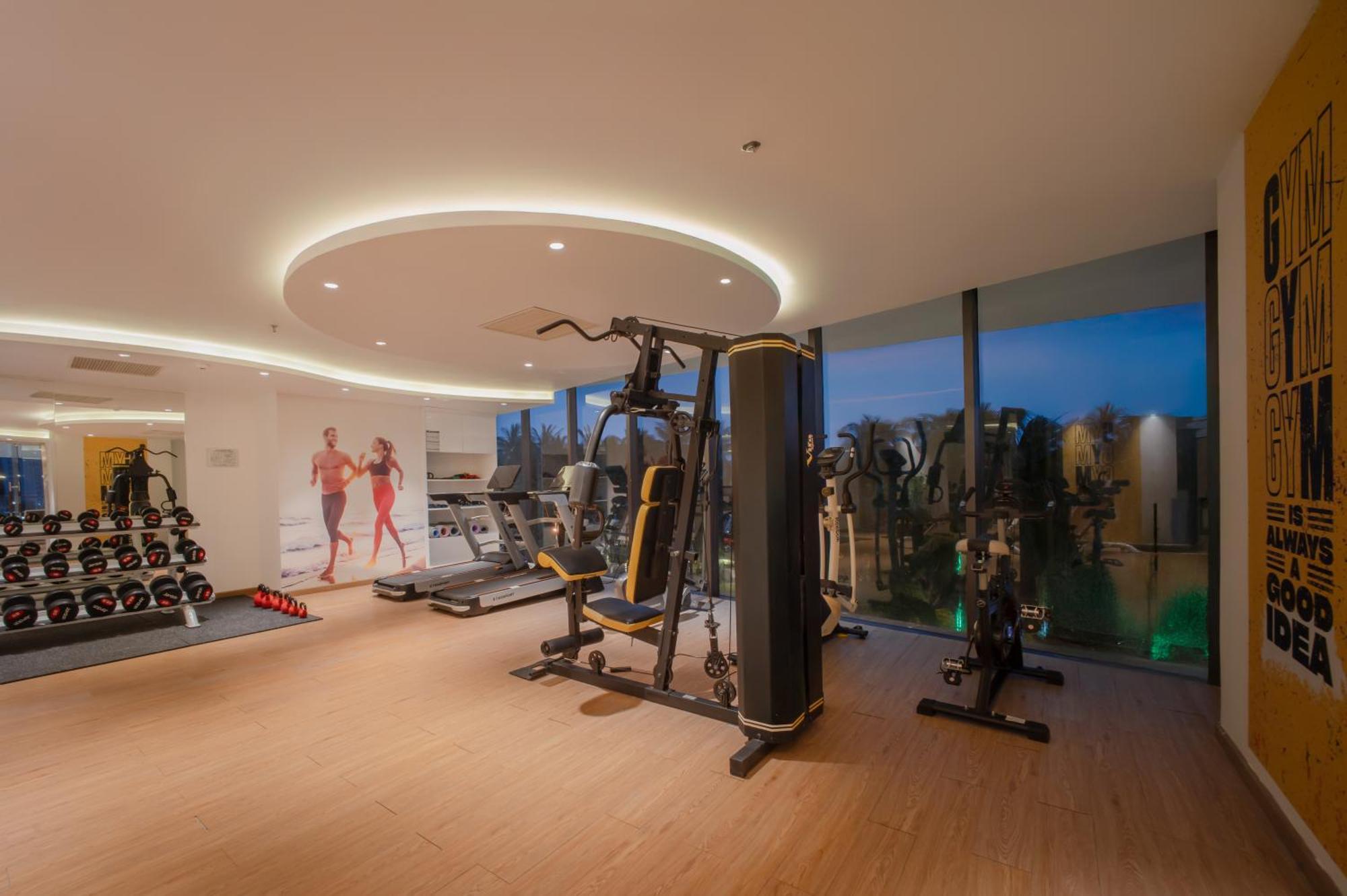Starcity Hotel&condotel Beachfront 5*