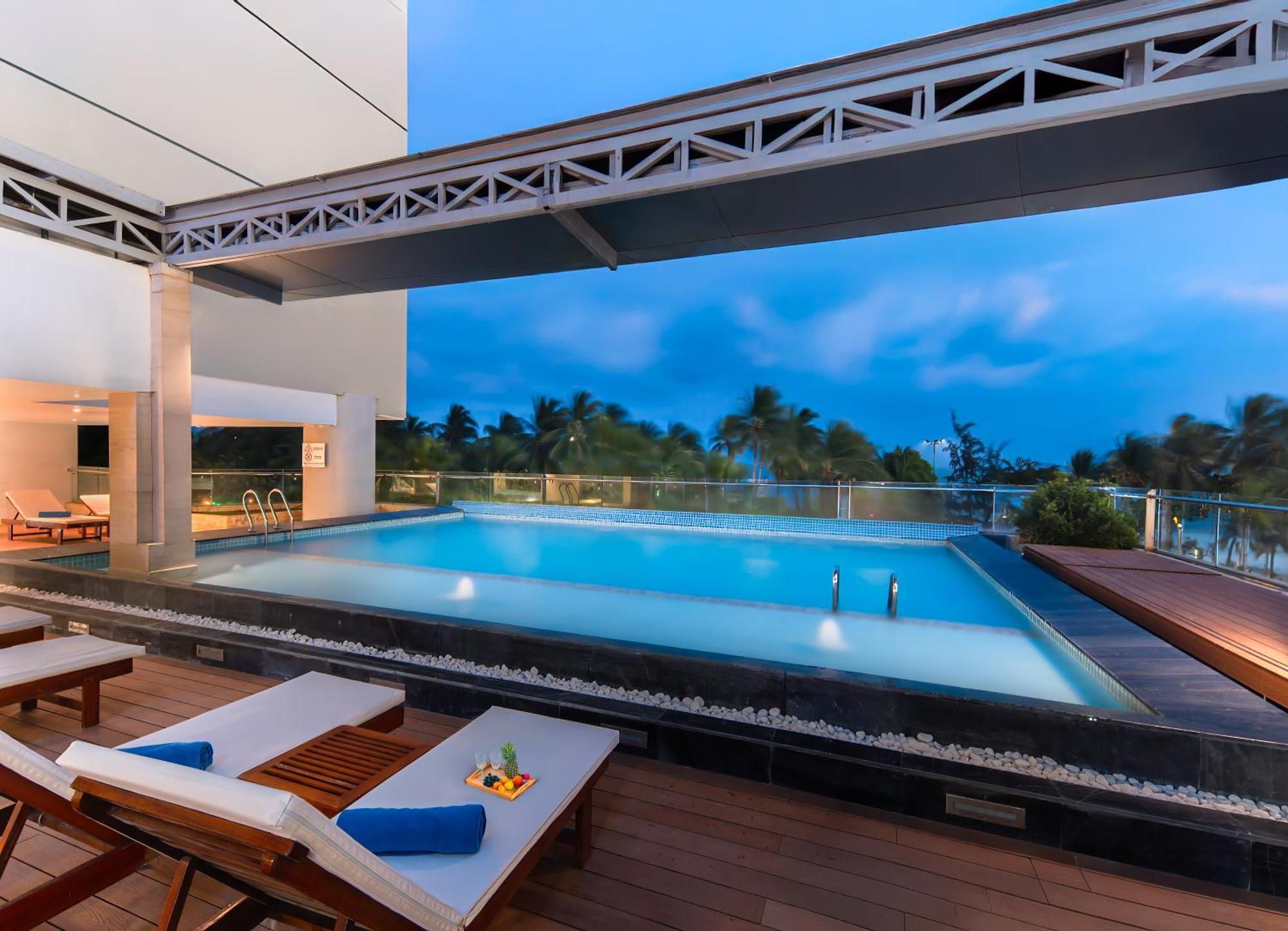 Starcity Hotel&condotel Beachfront 5*