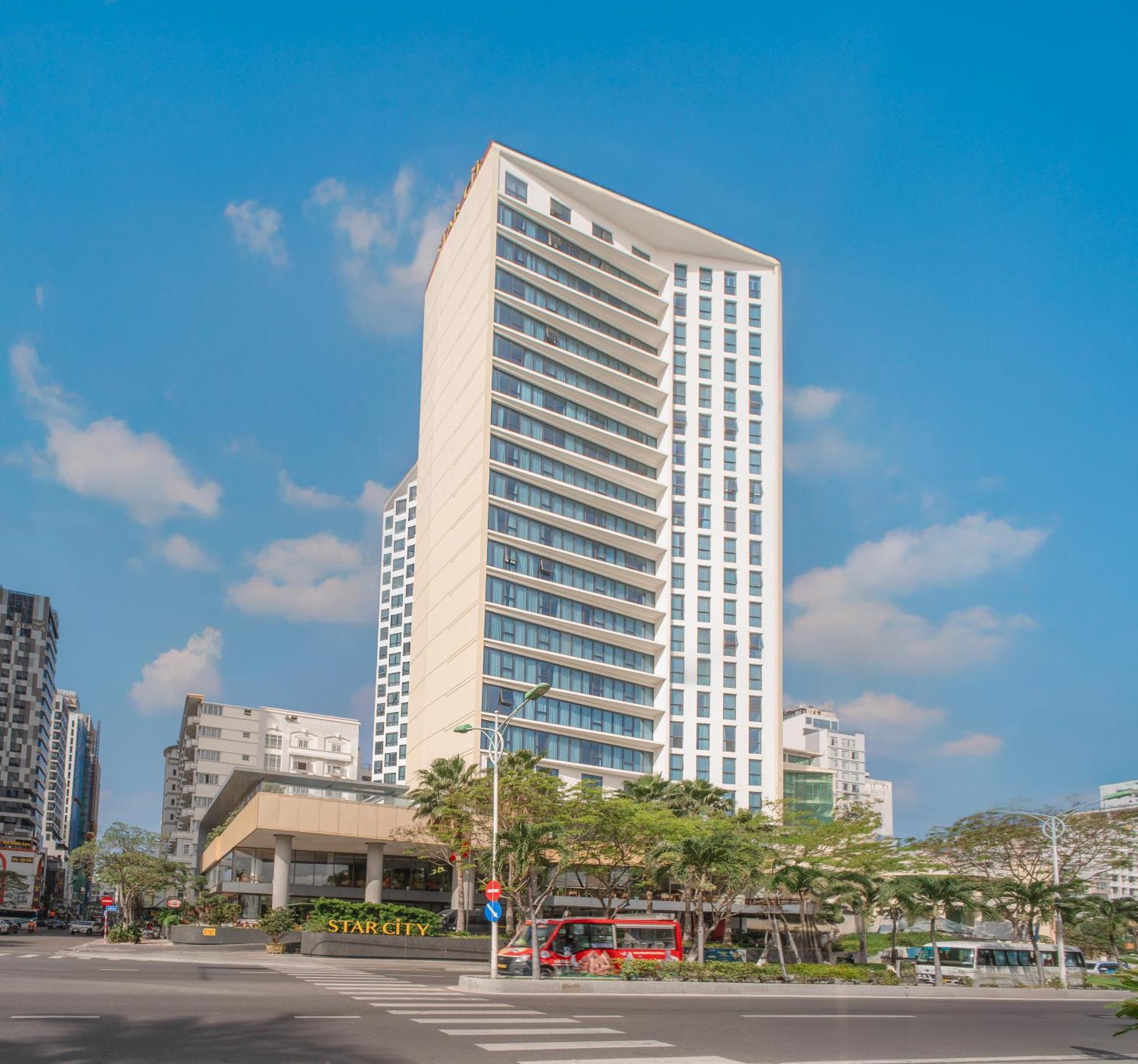 Starcity Hotel&condotel Beachfront 5* Nha Trang