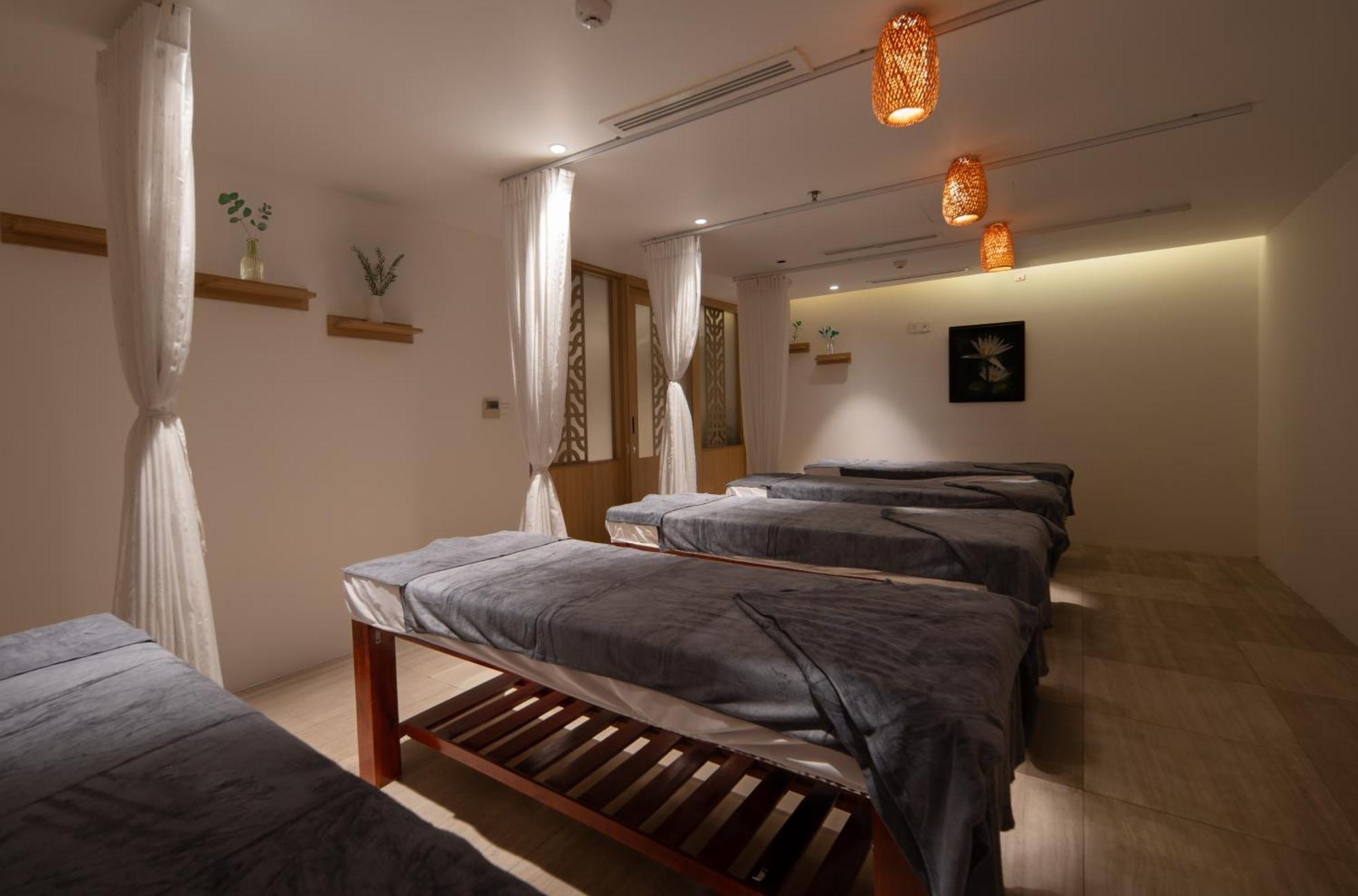 Khách sạn Starcity Hotel&condotel Beachfront Nha Trang
