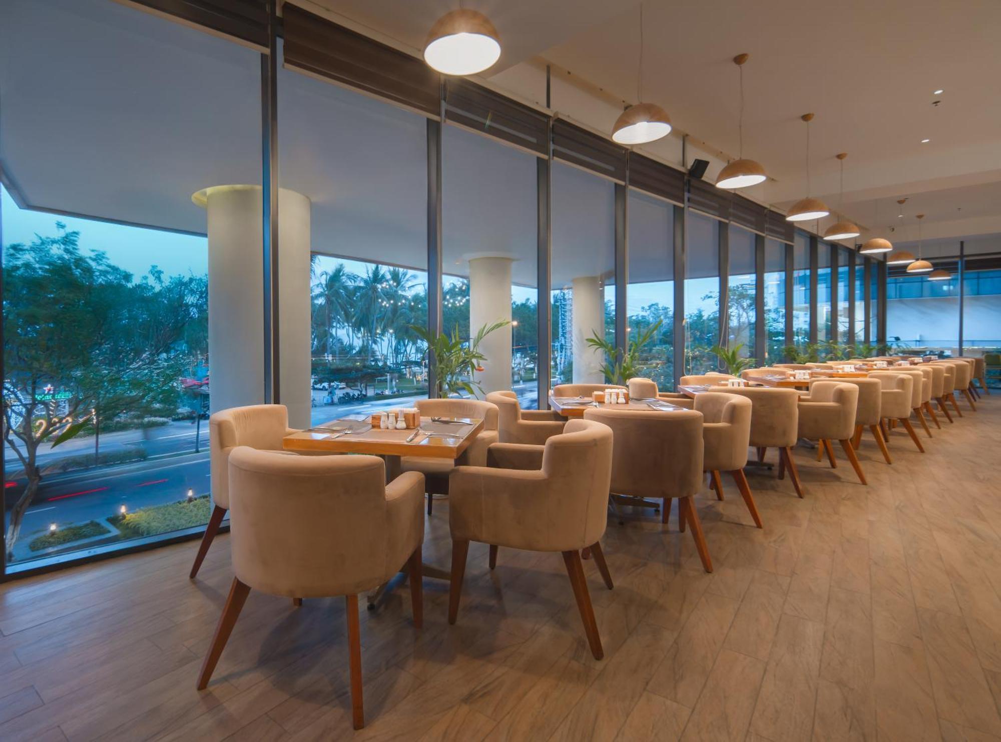 Starcity Hotel&condotel Beachfront
