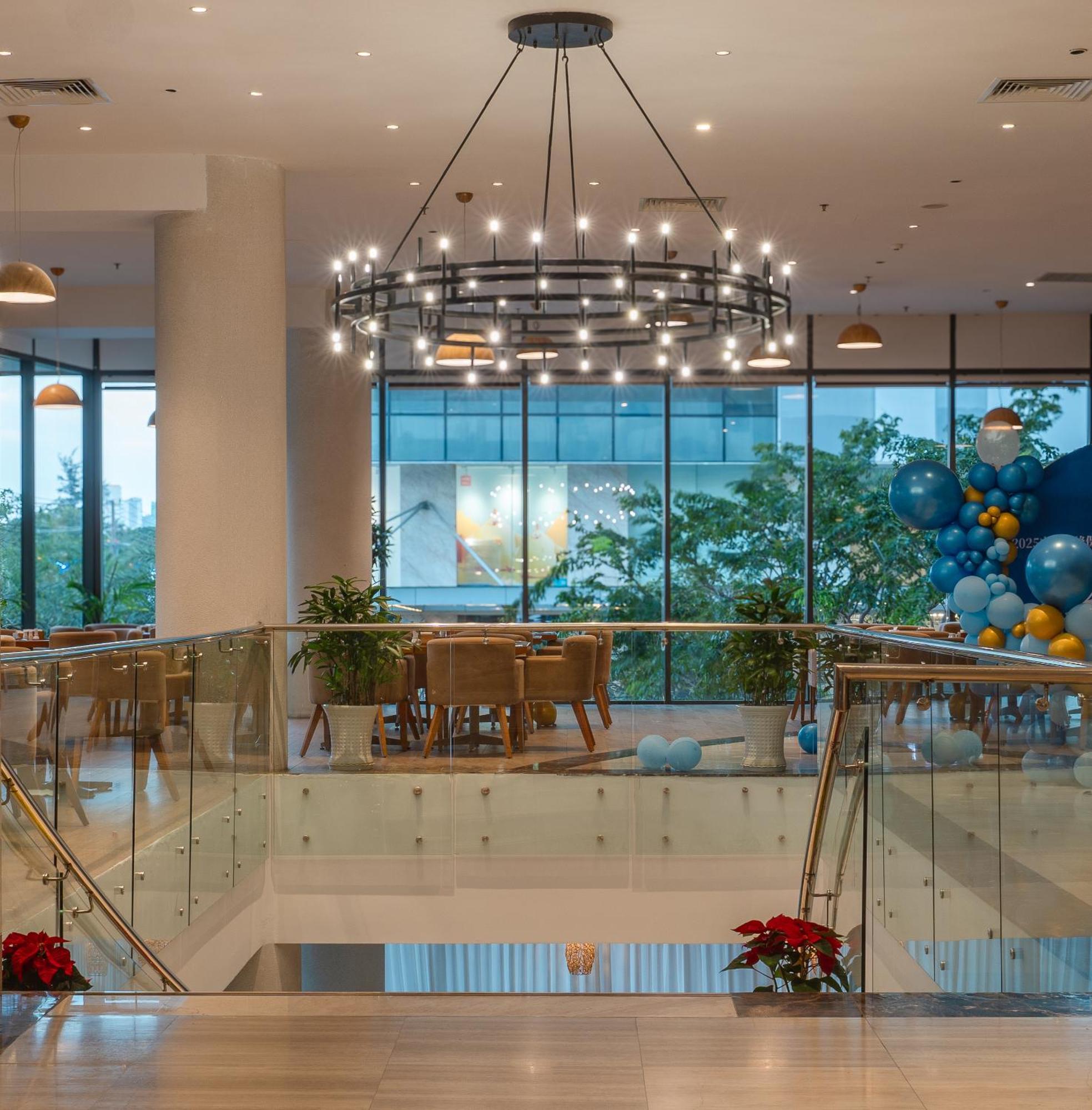 Starcity Hotel&condotel Beachfront 5* Nha Trang
