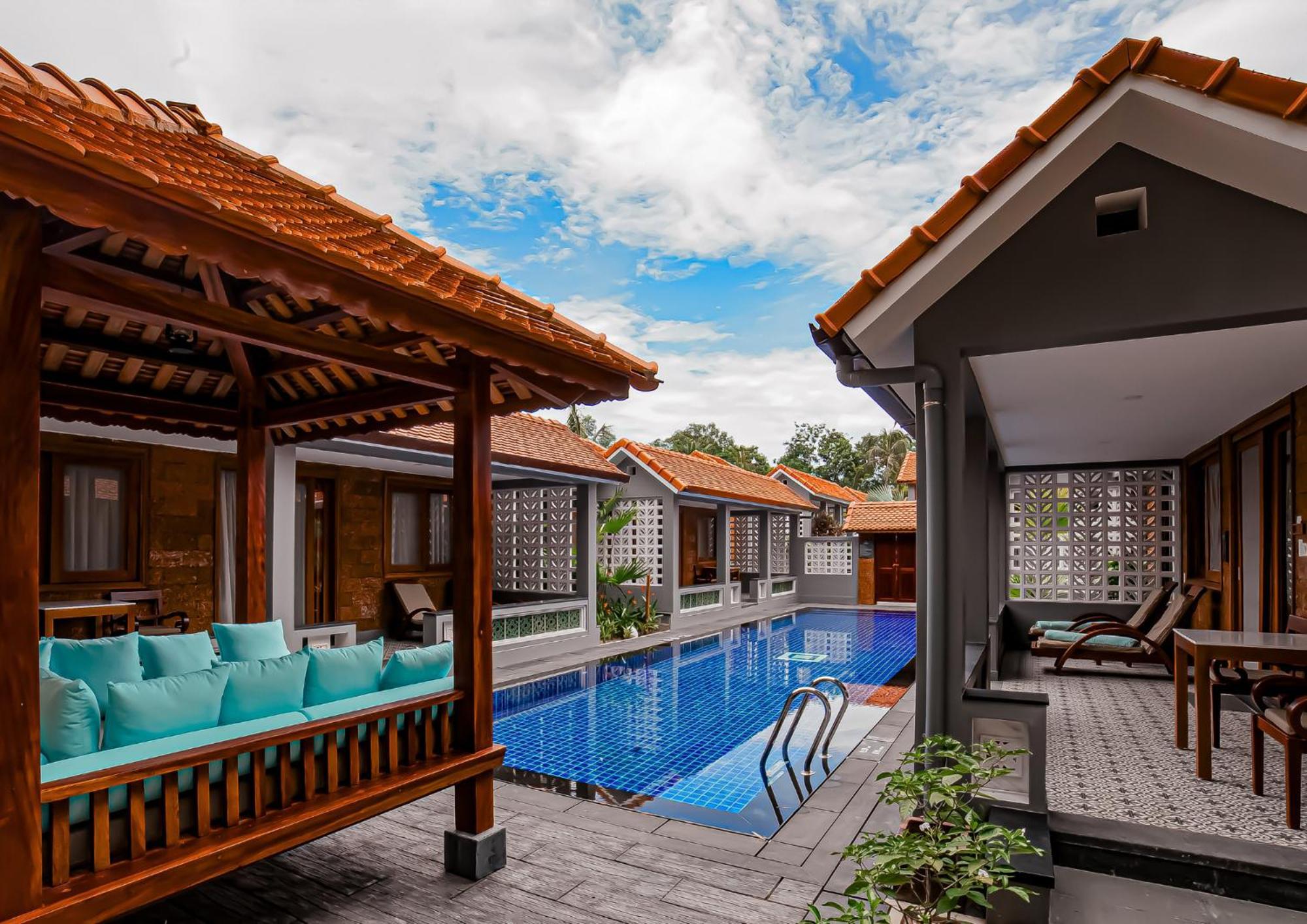 Pilgrimage Village Boutique & Khu nghỉ mát Huế
