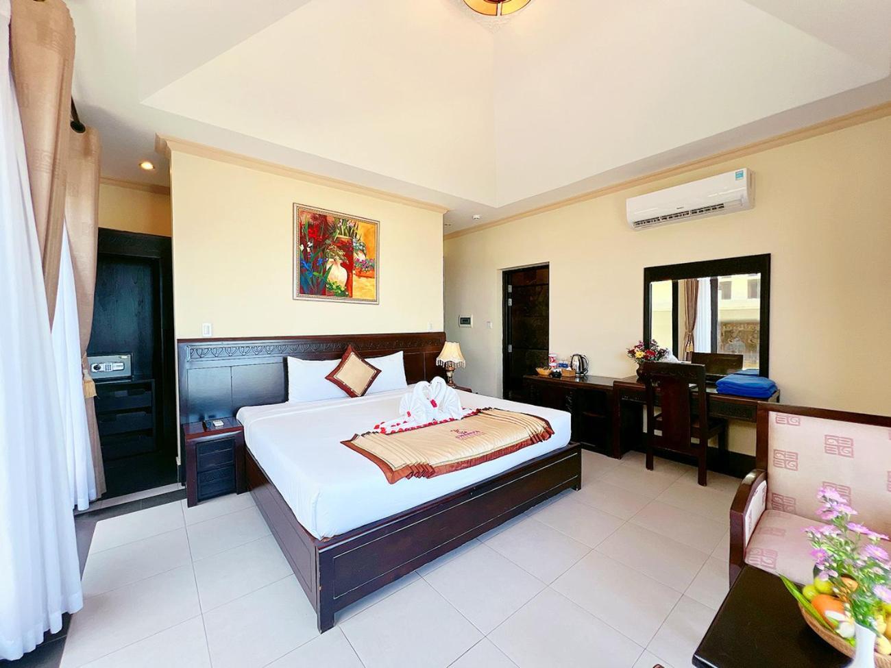 Resort Champa & 4*