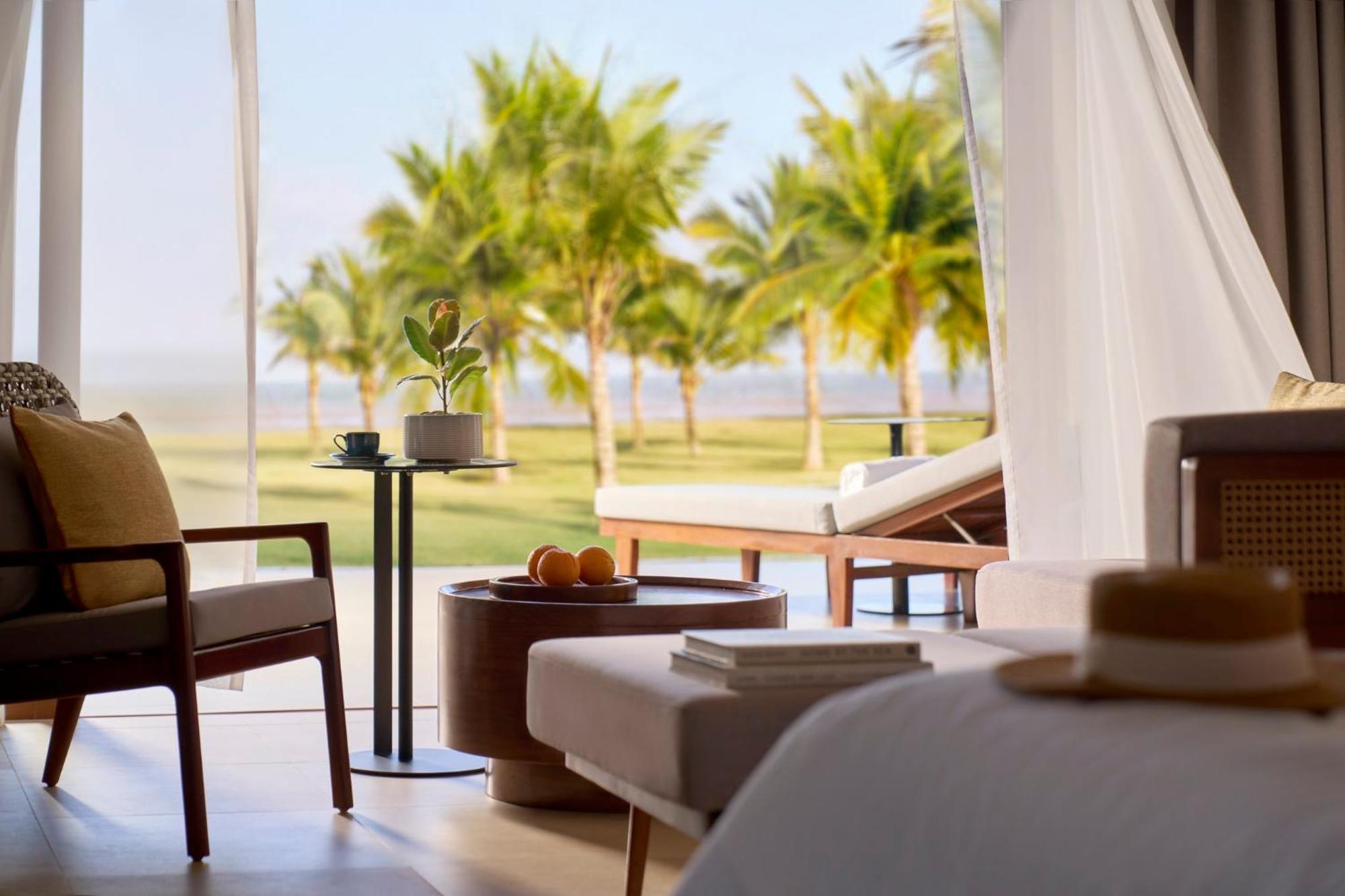 Voco Quang Binh By Ihg Resort Dong Hoi