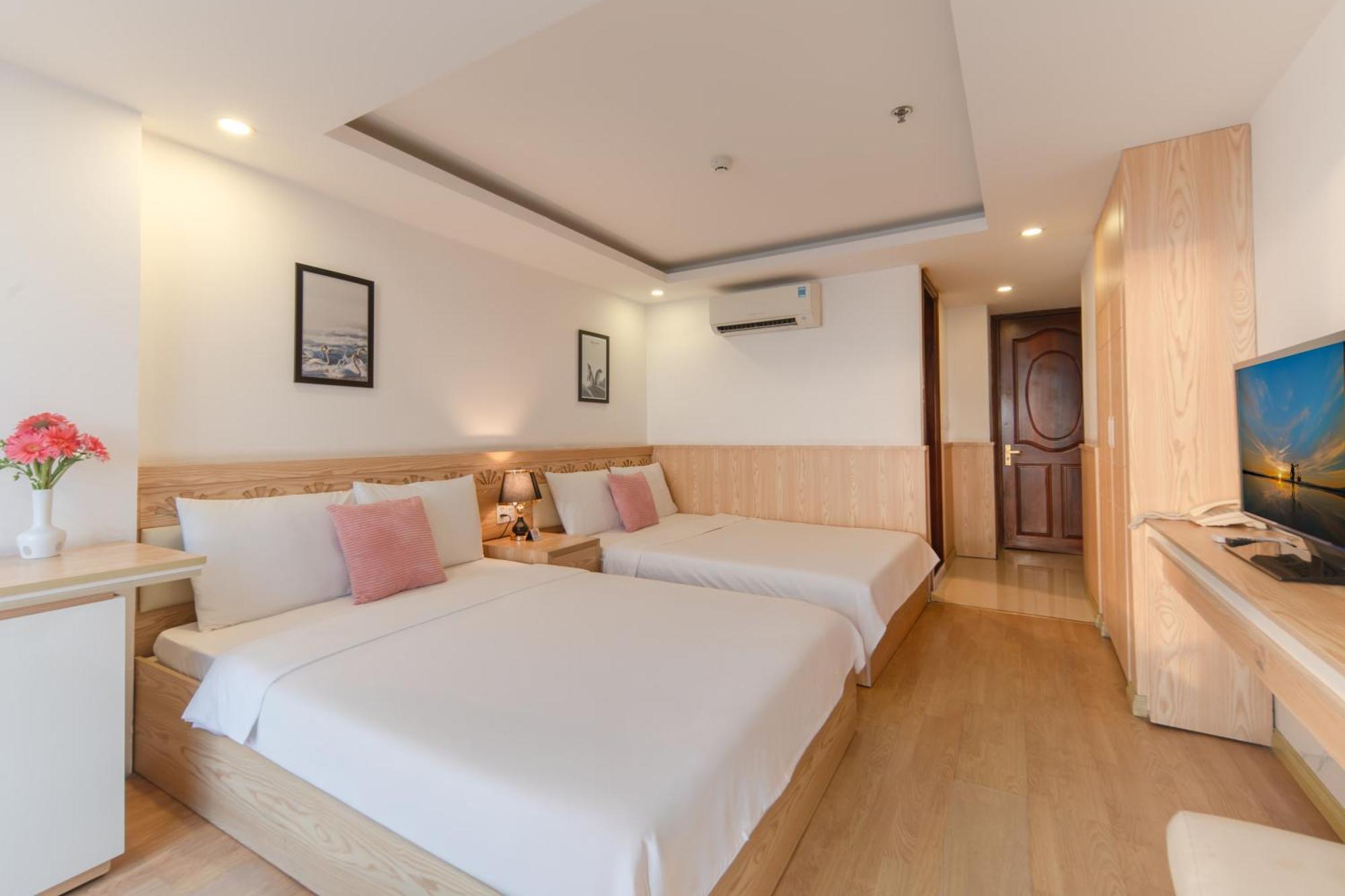 Hotel Nang Vang