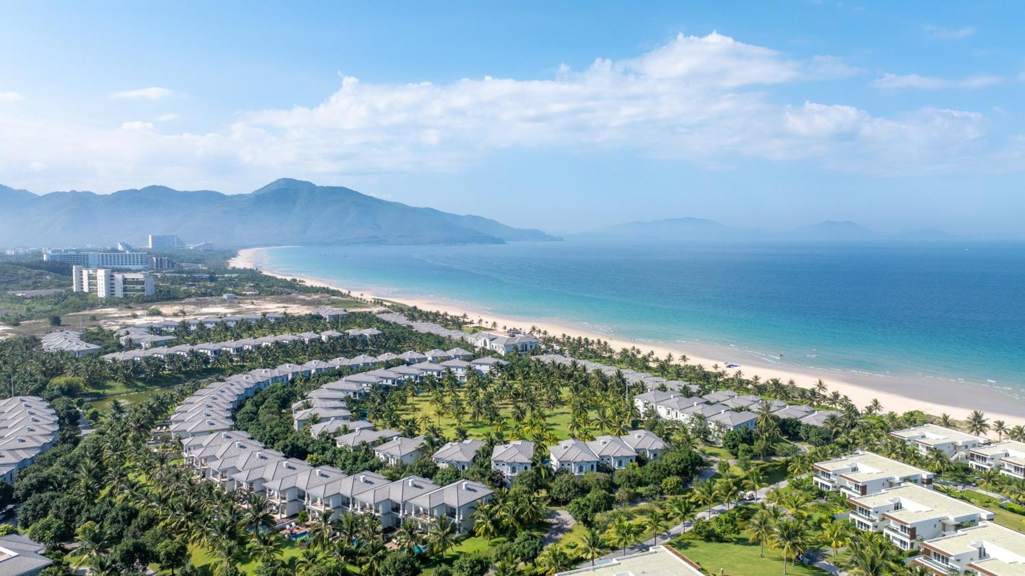 Vinpearl & Long Nha Trang Cam Ranh