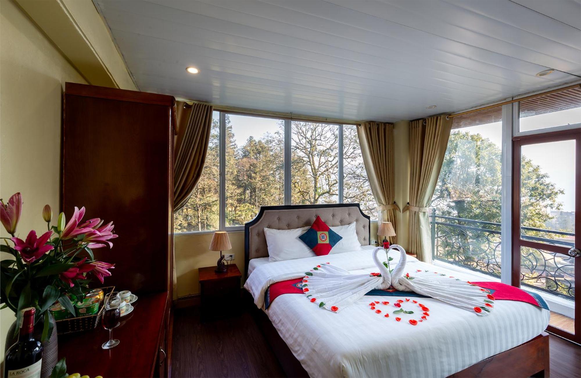 Hidden Gem & Khách sạn Sa Pa