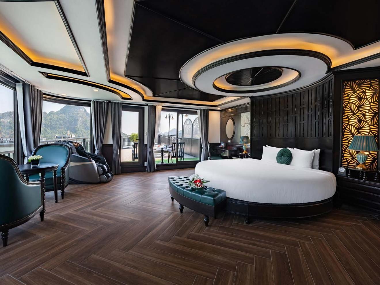 Rita Cruise 5*