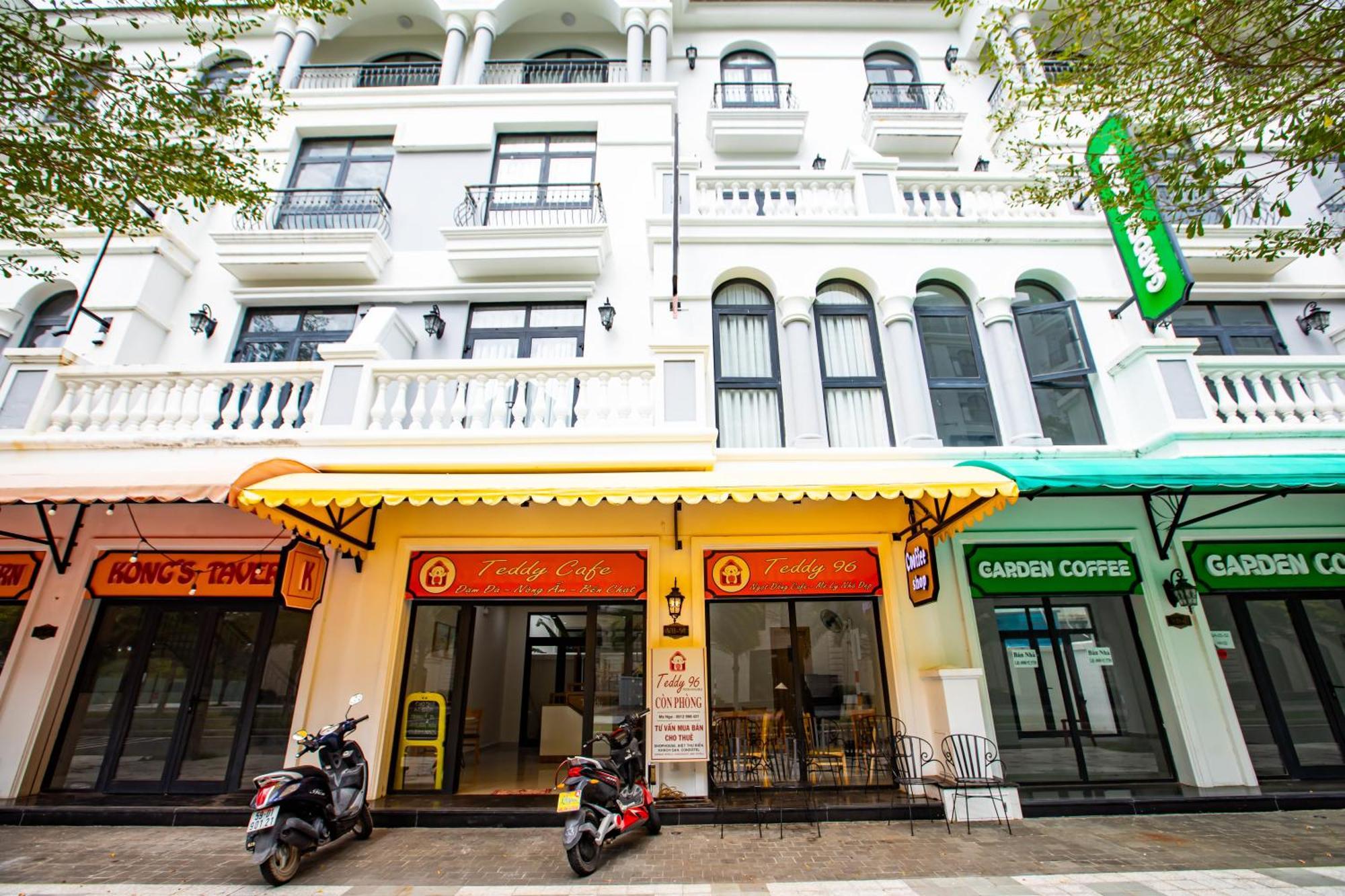 Aparthotel Teddy 96 & Cafe-3 Stars-grand World 3*