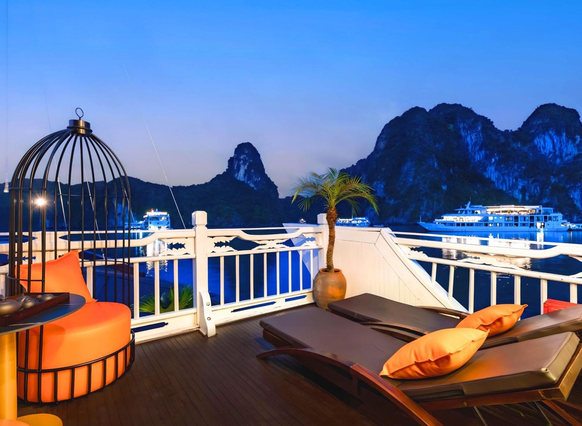 Botel Hera Classic Boutique Cruise *