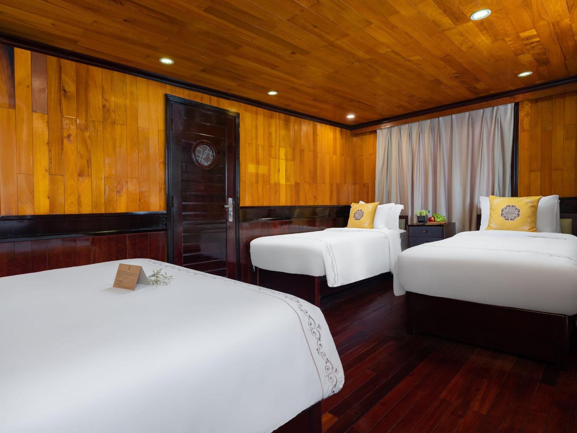 Hera Classic Boutique Cruise *