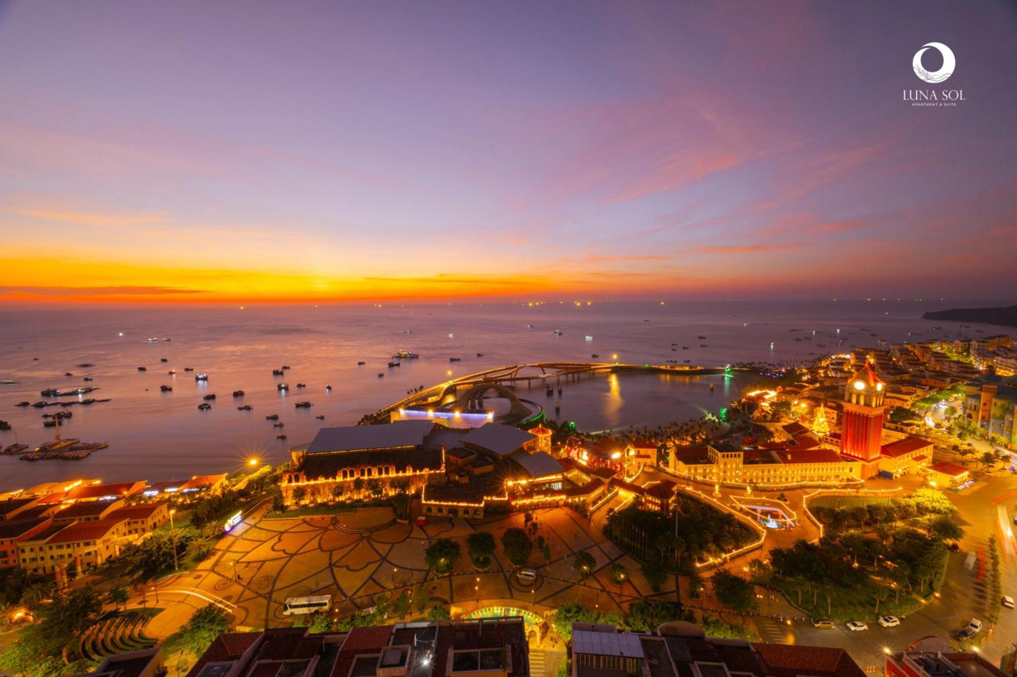 Luna Sol - Sunset & Firework Signature Aparthotel