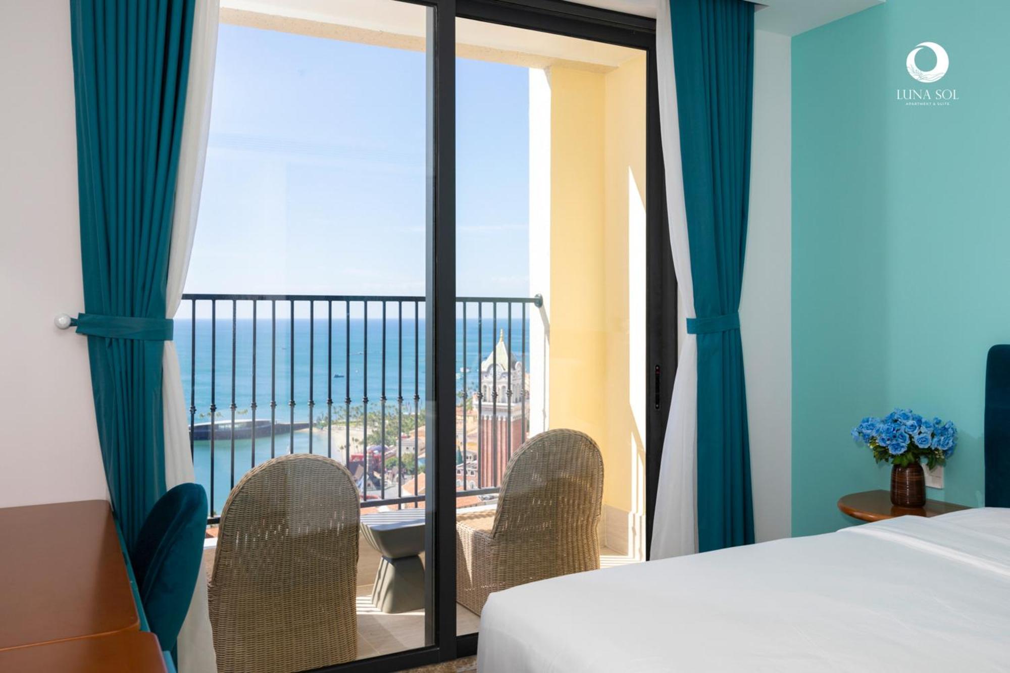 Resort Luna Sol - Dedicated Care Until Check Out