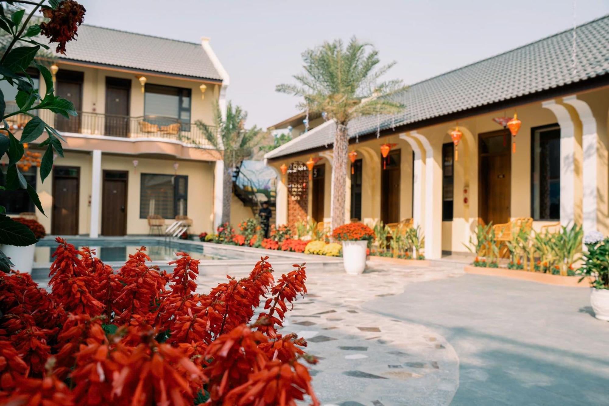 Tam Coc Center Luxury Hotel