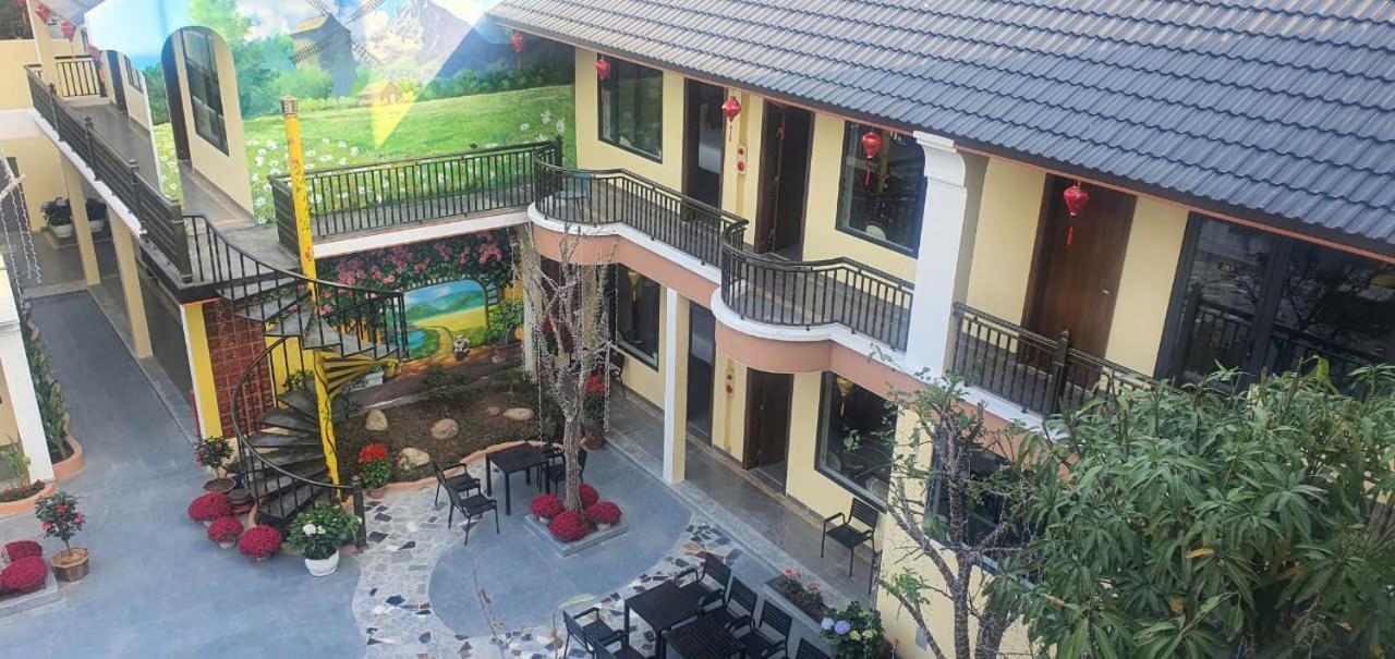 Tam Coc Center Luxury