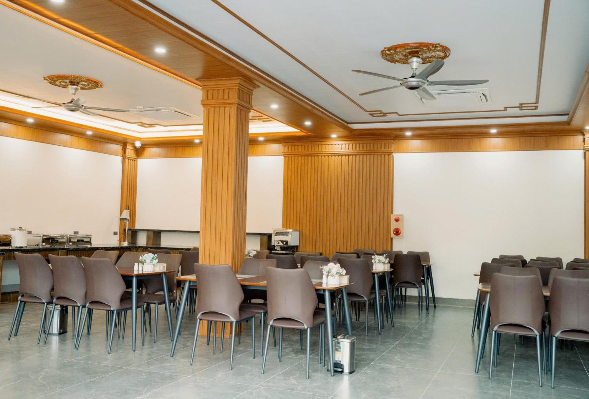 Tam Coc Center Luxury Hotel