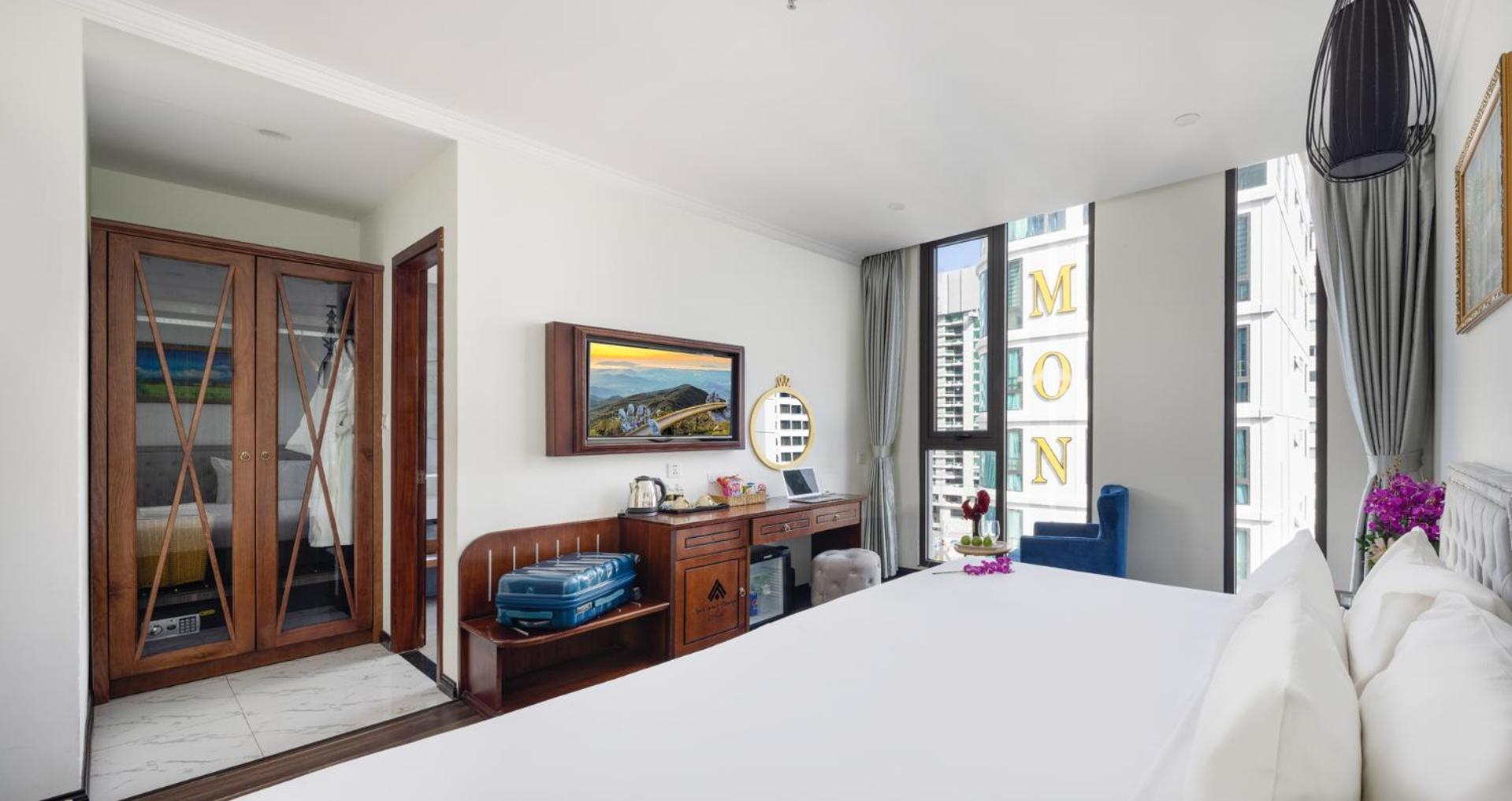 Residences Minh Chau