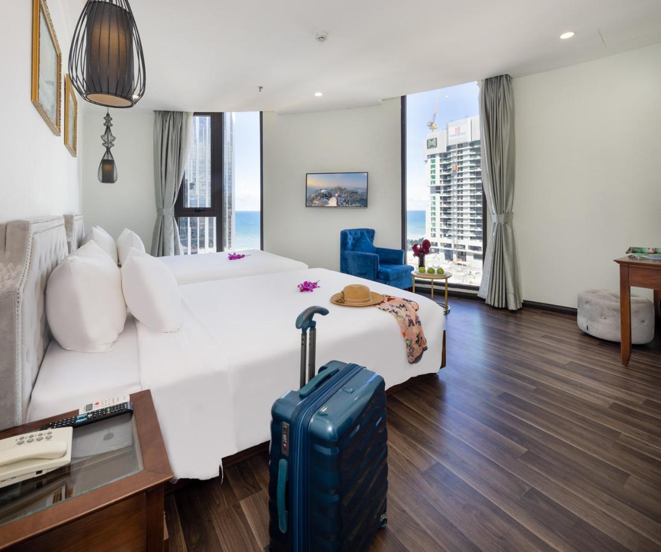 Residences Minh Chau Hotel 3*