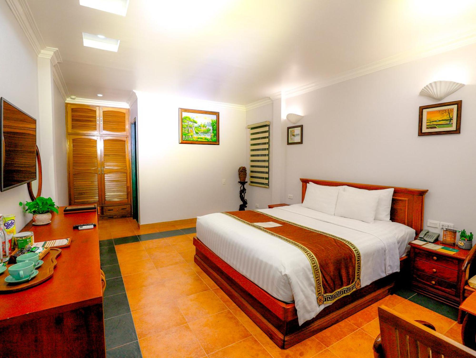 Phuong Nam Resort 3*