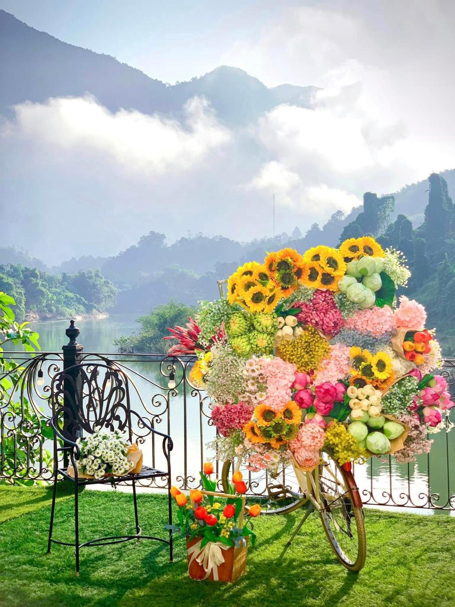 Phoenix 4* Ha Giang