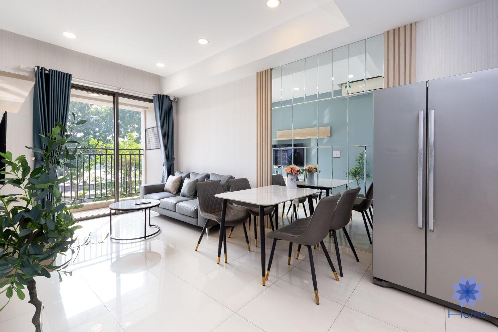 Home, Cosy&luxury - 5mins To Airport, Free Pool&gym, Airport Pick Up Service Ho-Chi-Minh-Stadt