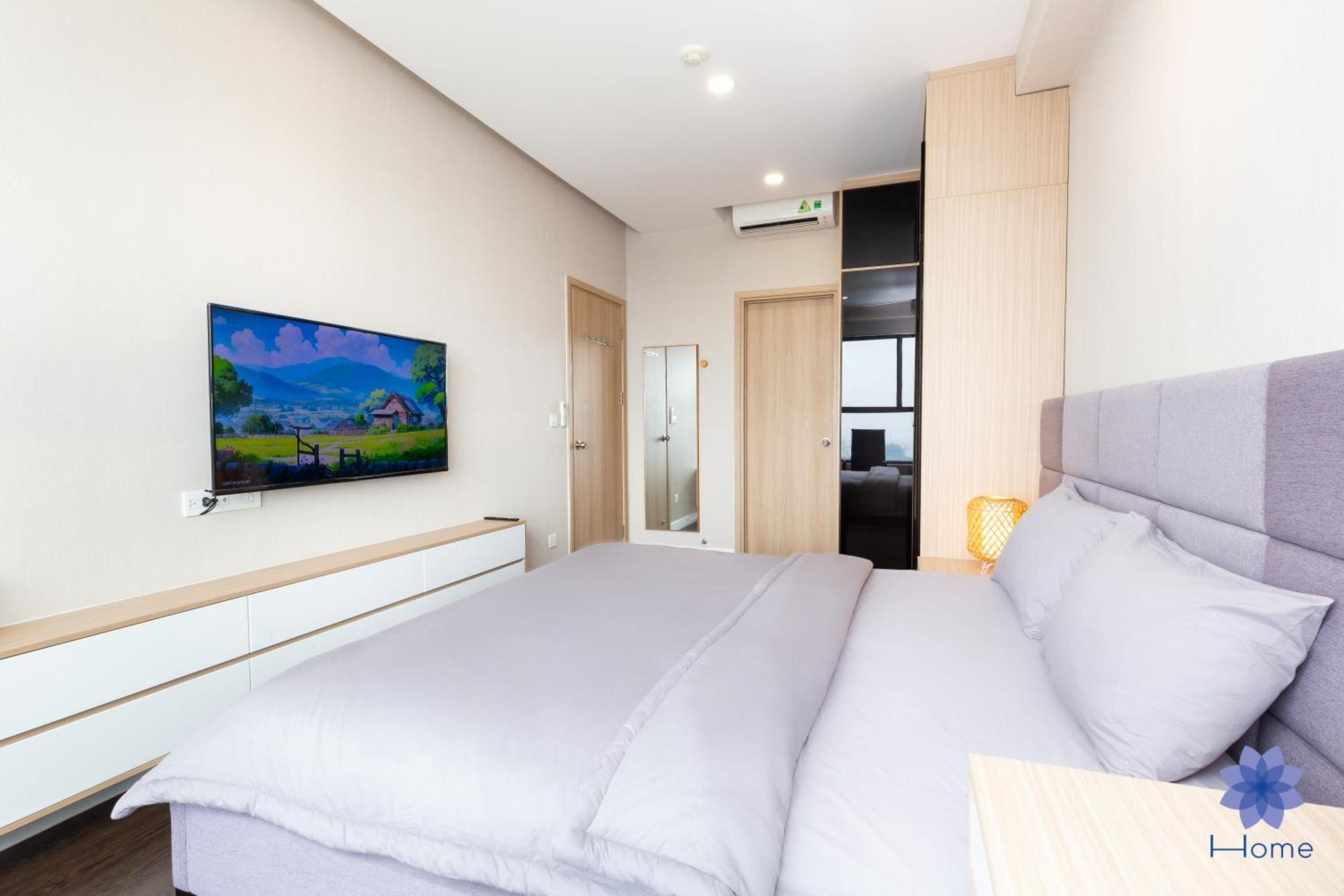 Home, Cosy&luxury - 5mins To Airport, Free Pool&gym, Airport Pick Up Service Ho Chi Minh City