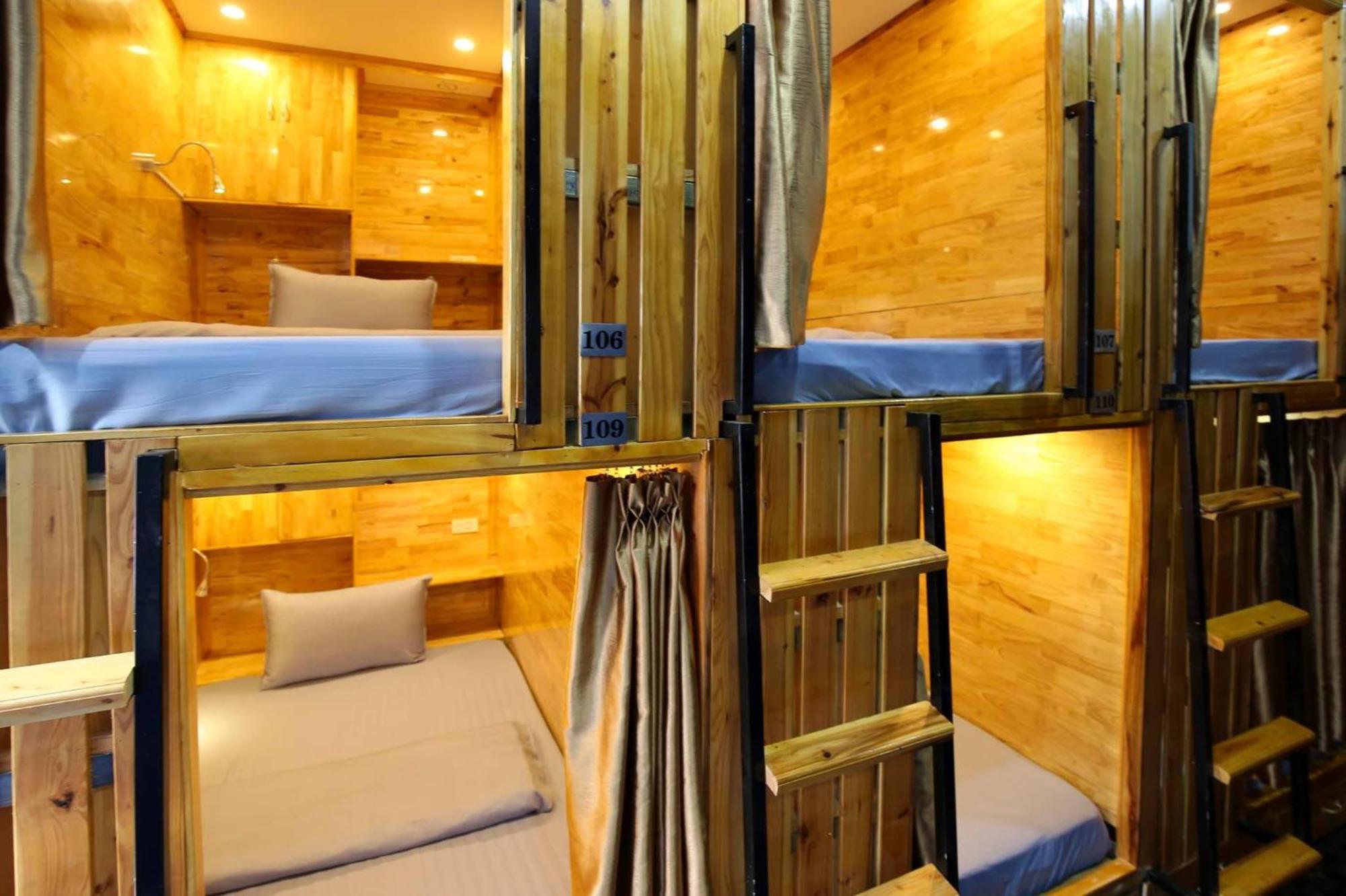 Catba Pod - Restaurant And Rooftop Bar Hostel *