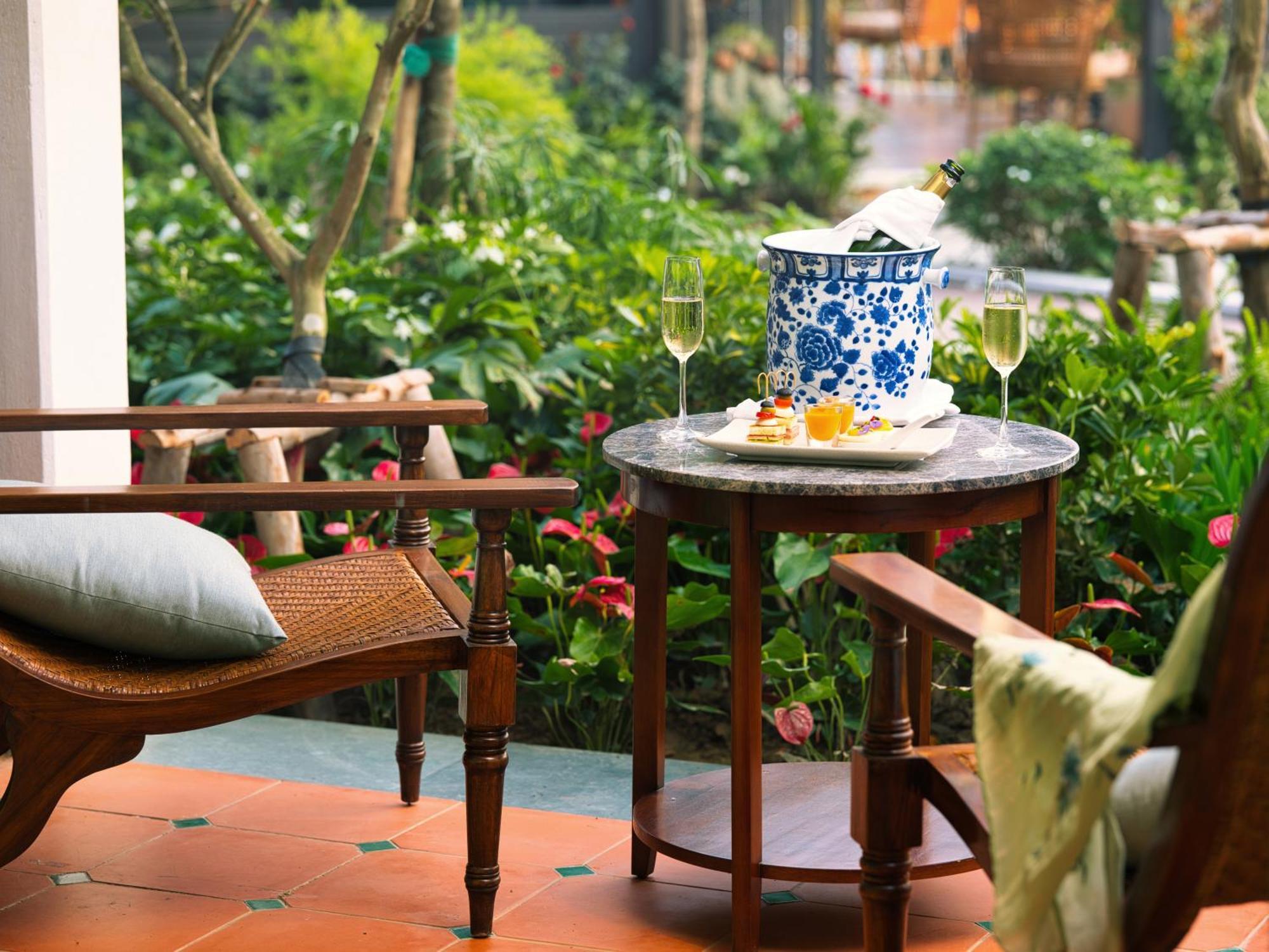 Resort Ancient Garden Hue