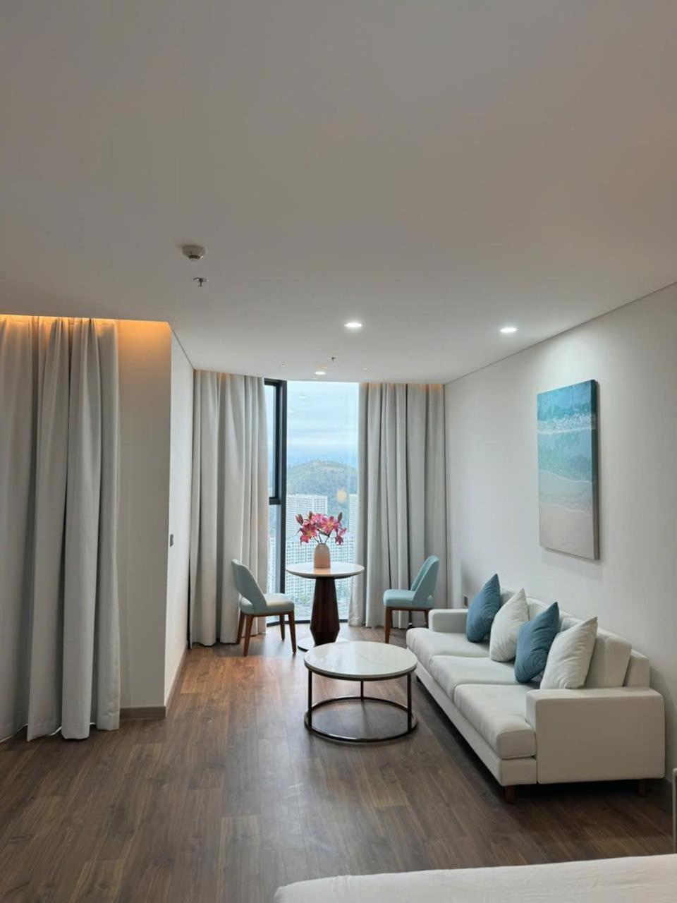 Căn hộ Spring Alacarte Luxury