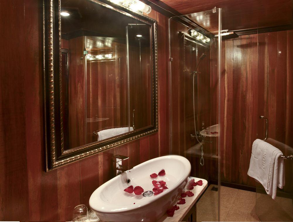 Glory Premium Cruises