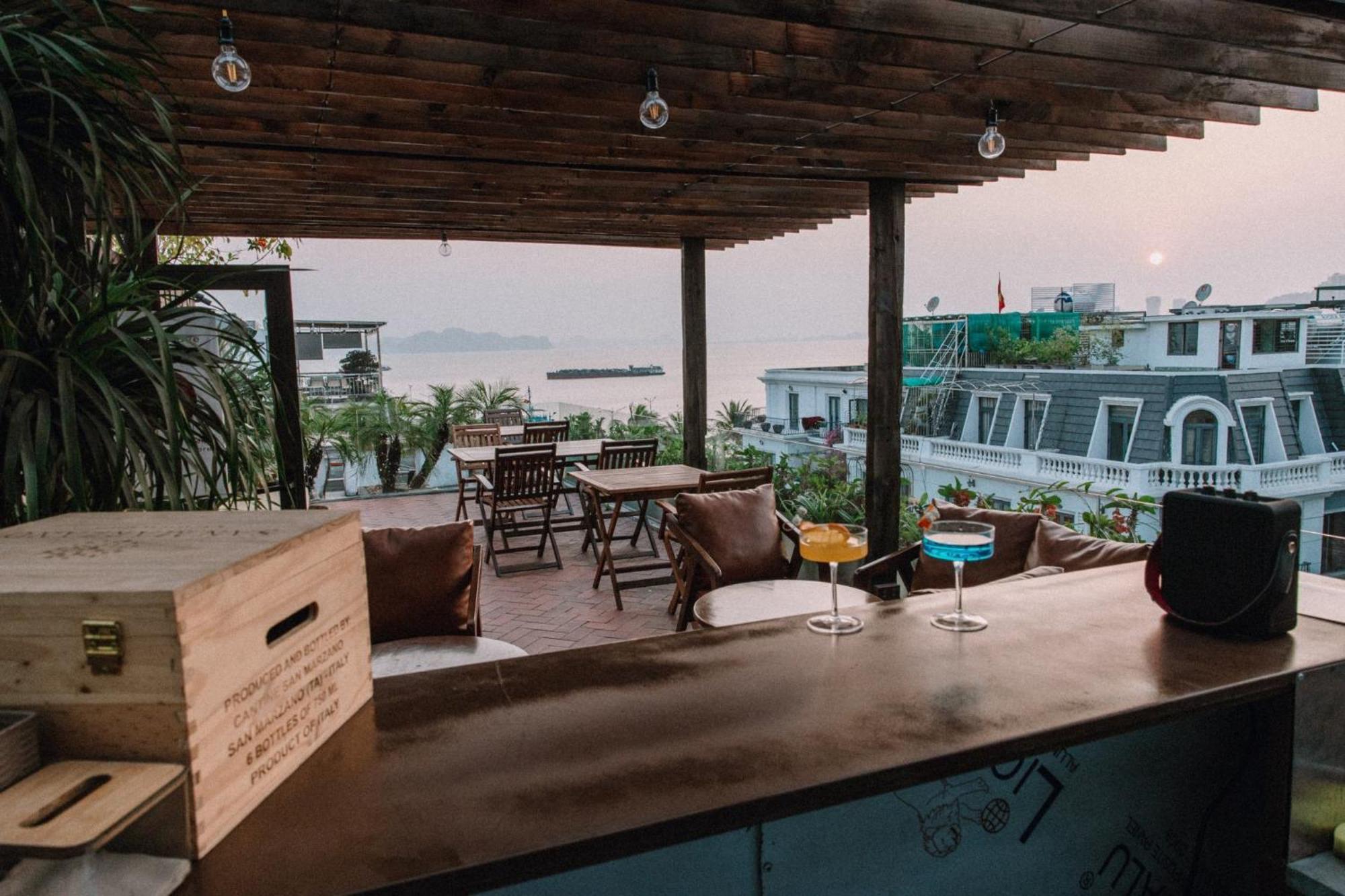 Hotel Deja Vu House Ha Long