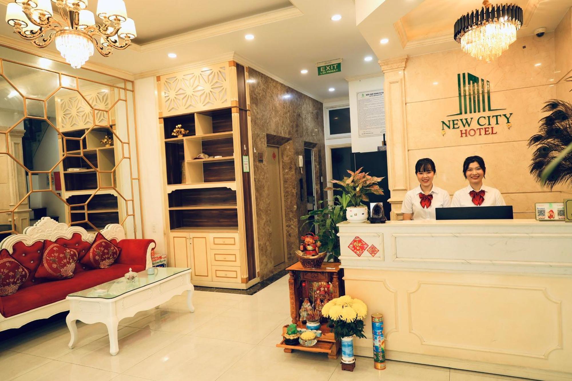 Khách sạn New