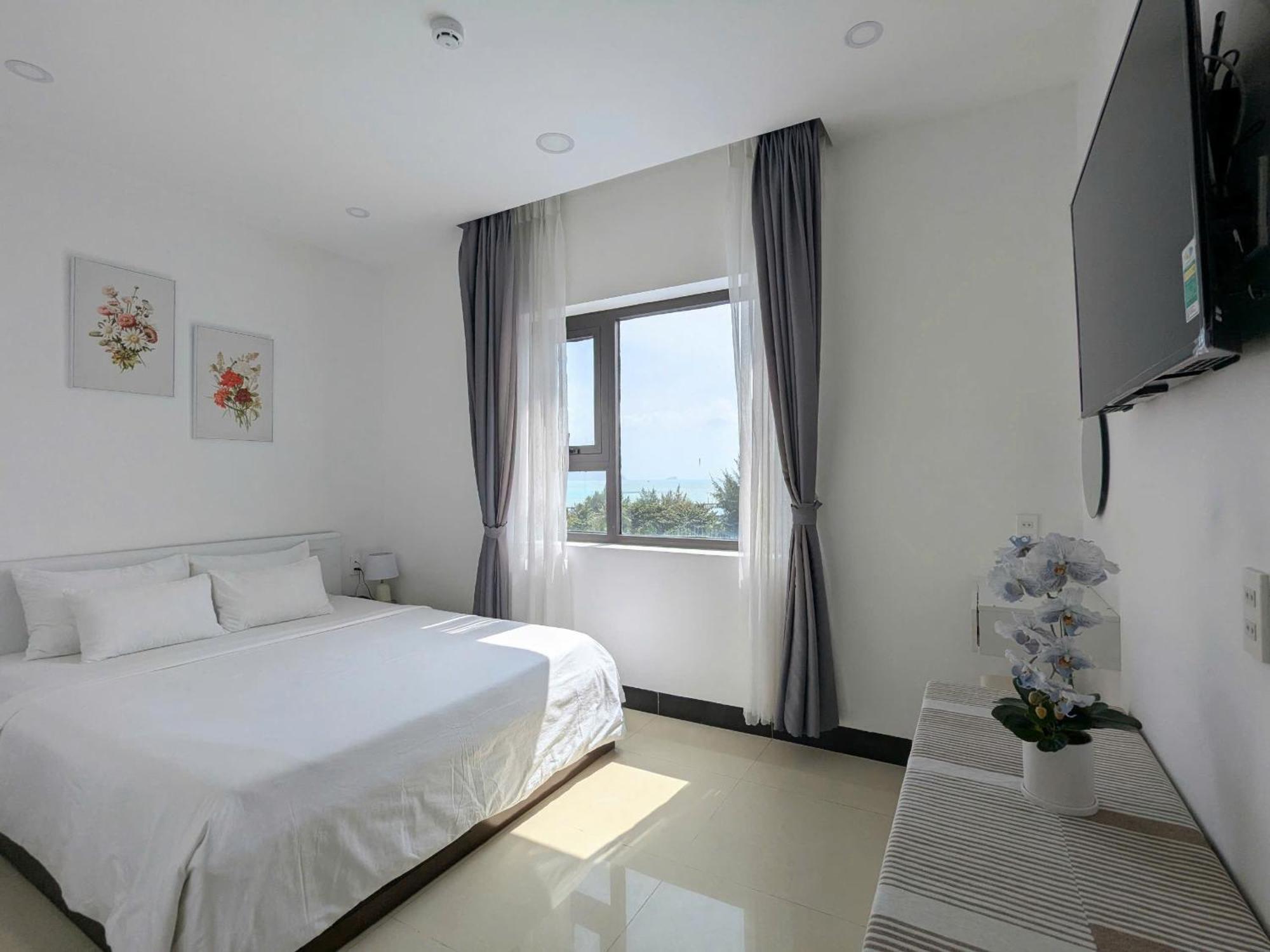 Horizon Con Dao Hotel