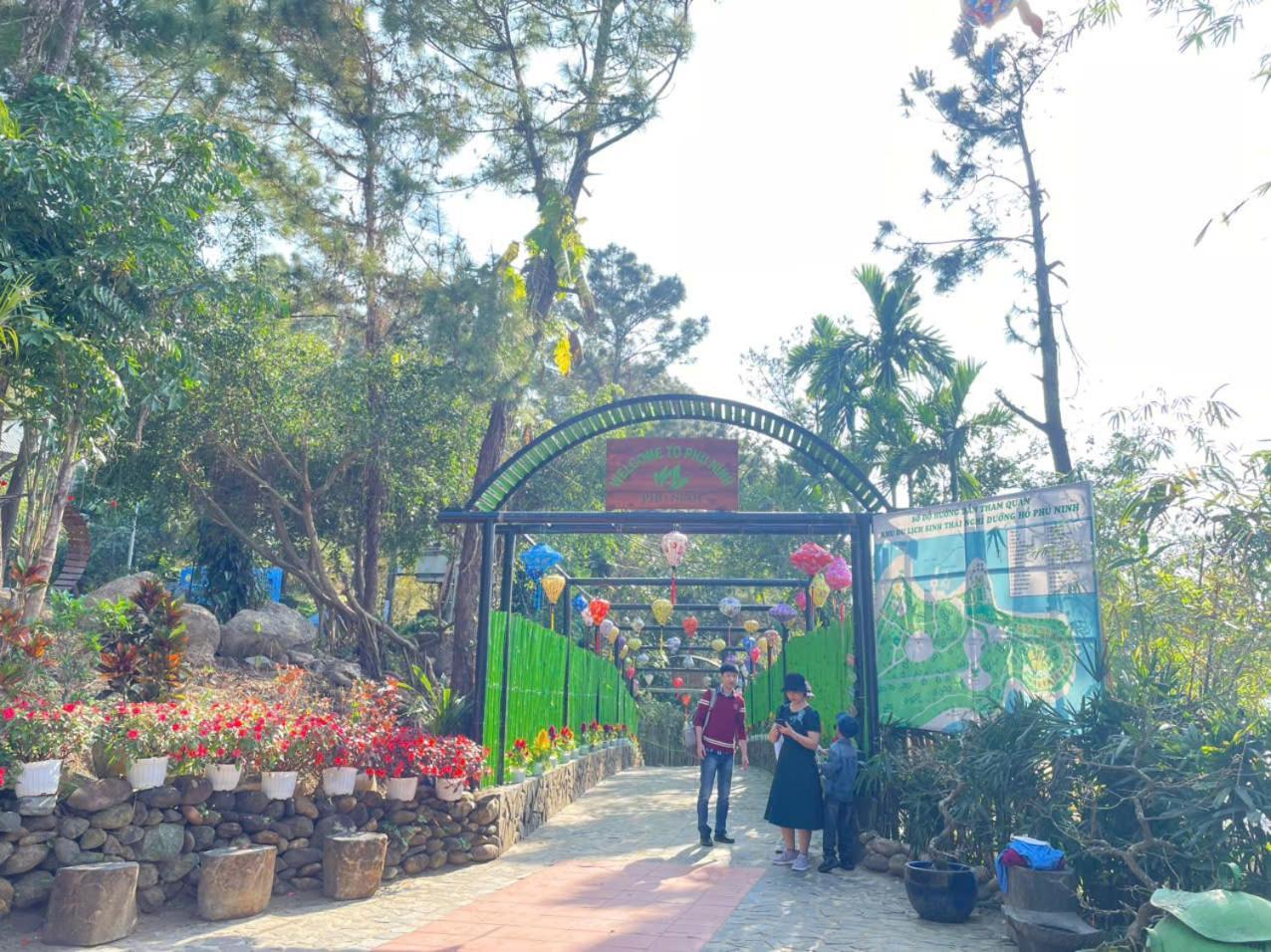 Phu Ninh &