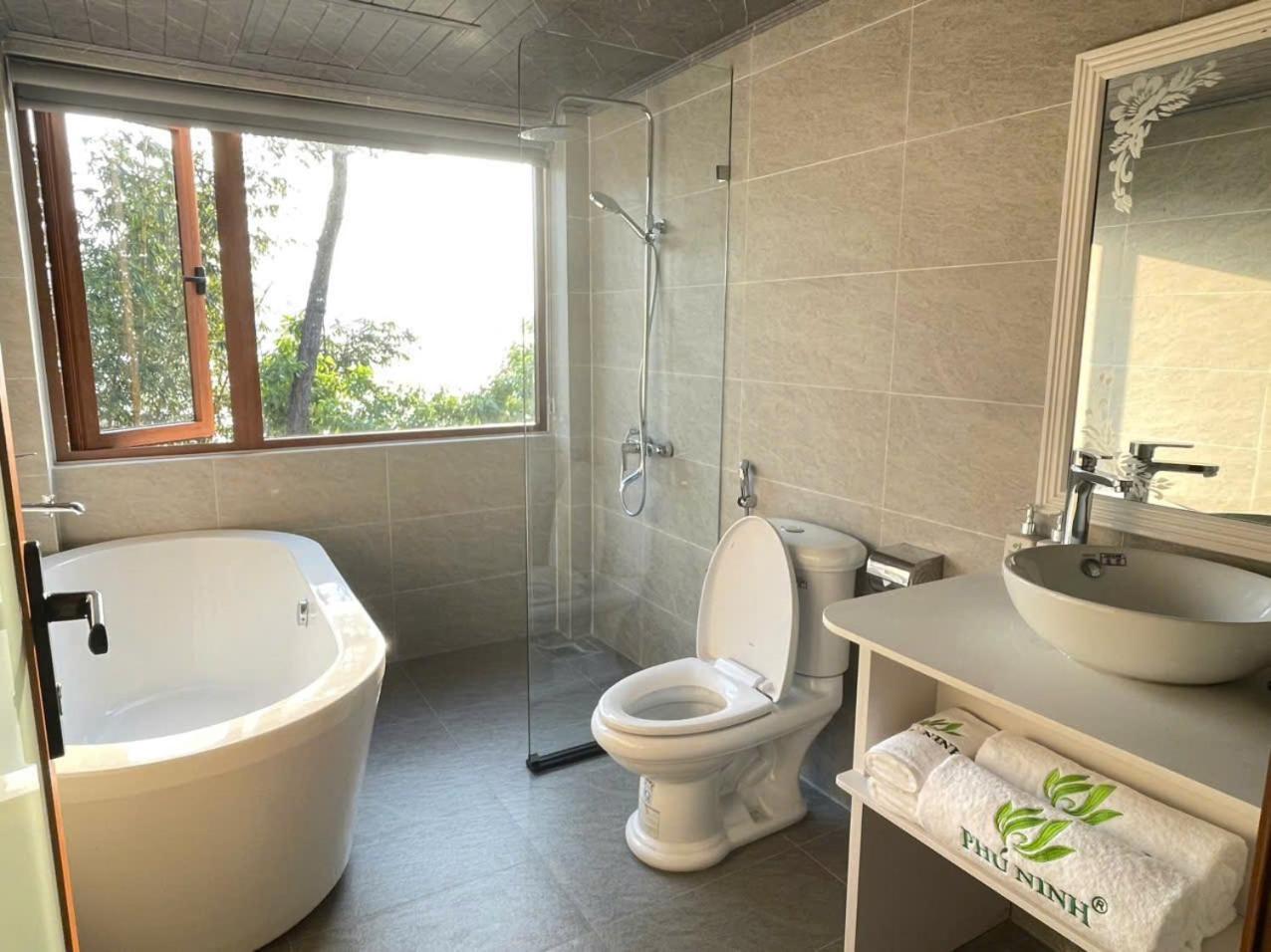 Resort Phu Ninh &