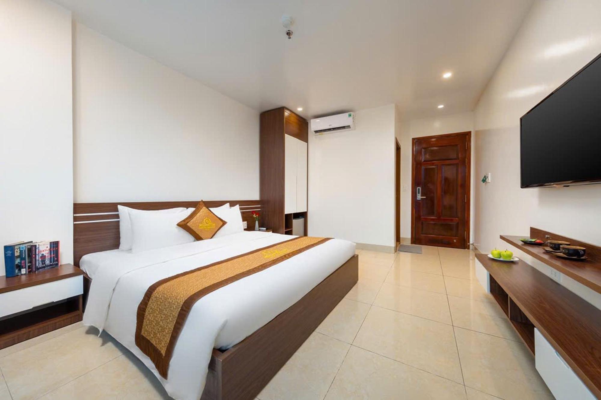 Tung Quang Hotel 2*