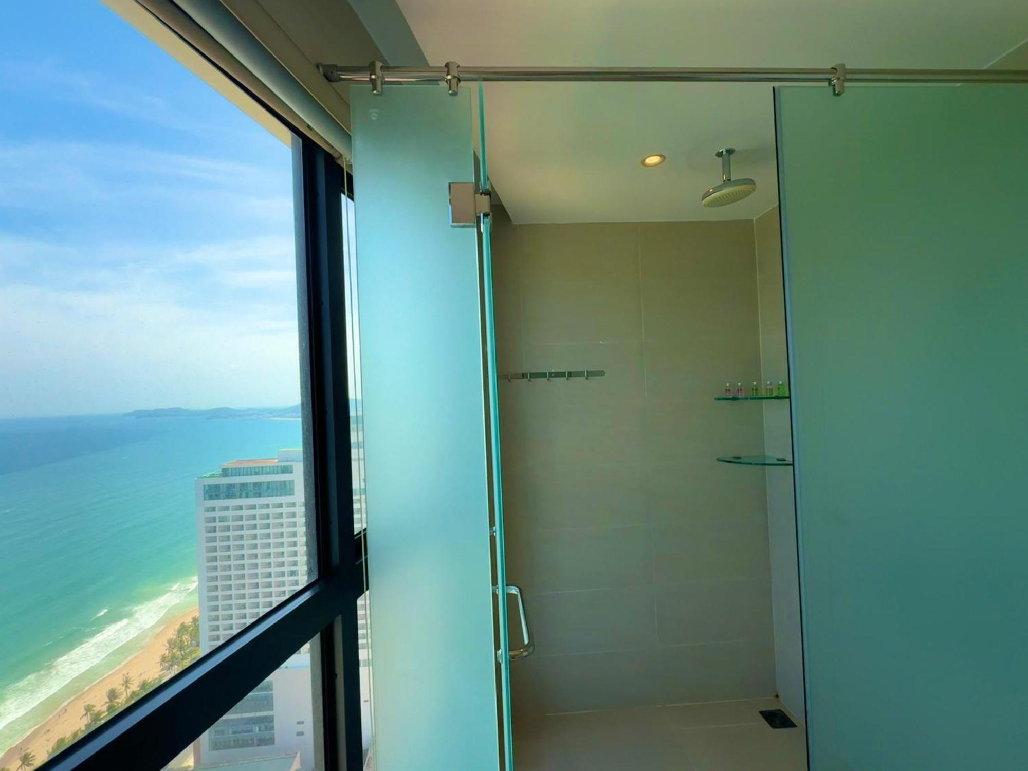 Gold Coast Luxury - Ocean View Apartment Nha Trang