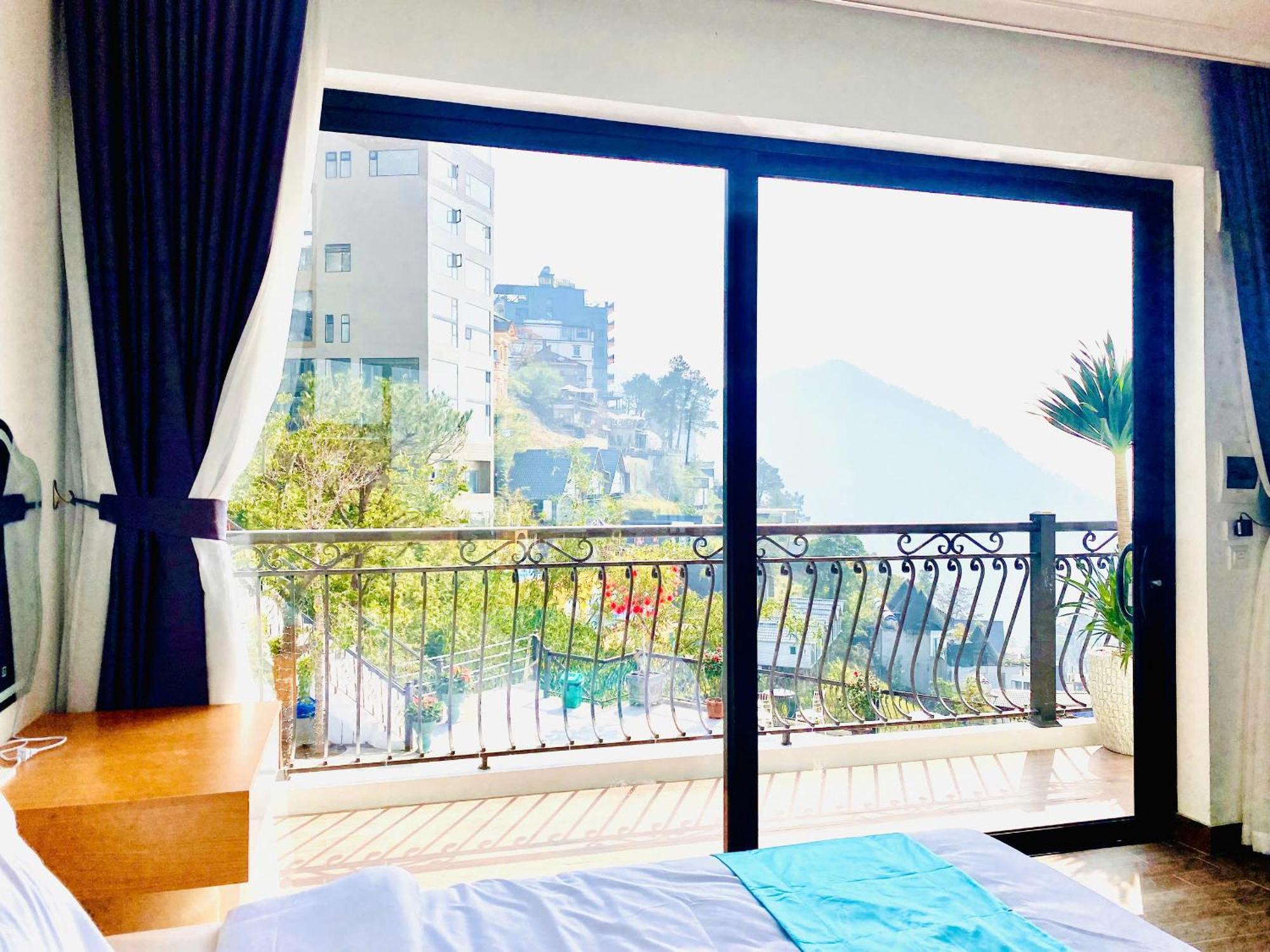 Thanh Tu - Venuestay Villa Hanoi