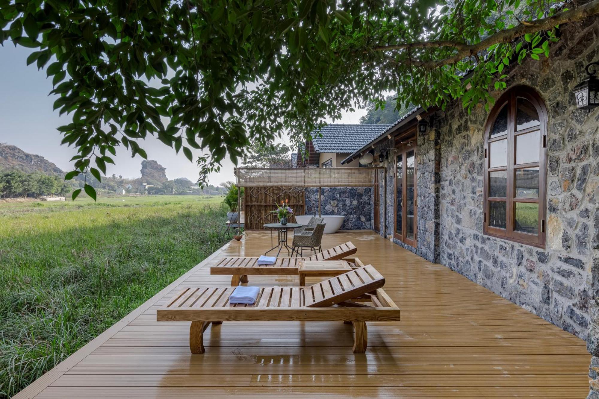 Chay Mountain Retreat 3* Ninh Binh