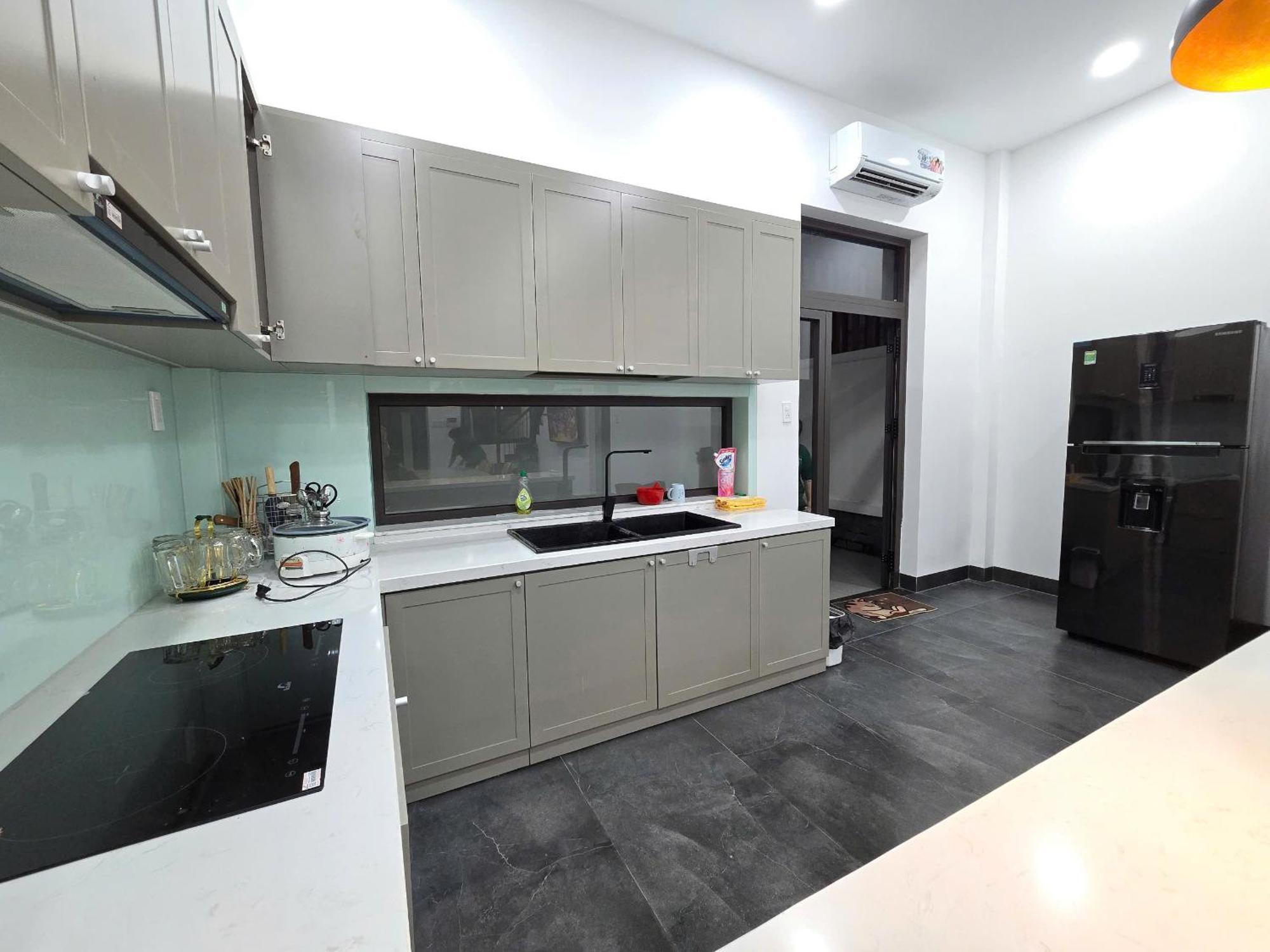 Apartment Cho Nghi Cho Thue Trong Ngay Di Bo Ra Bai Sau 173 *