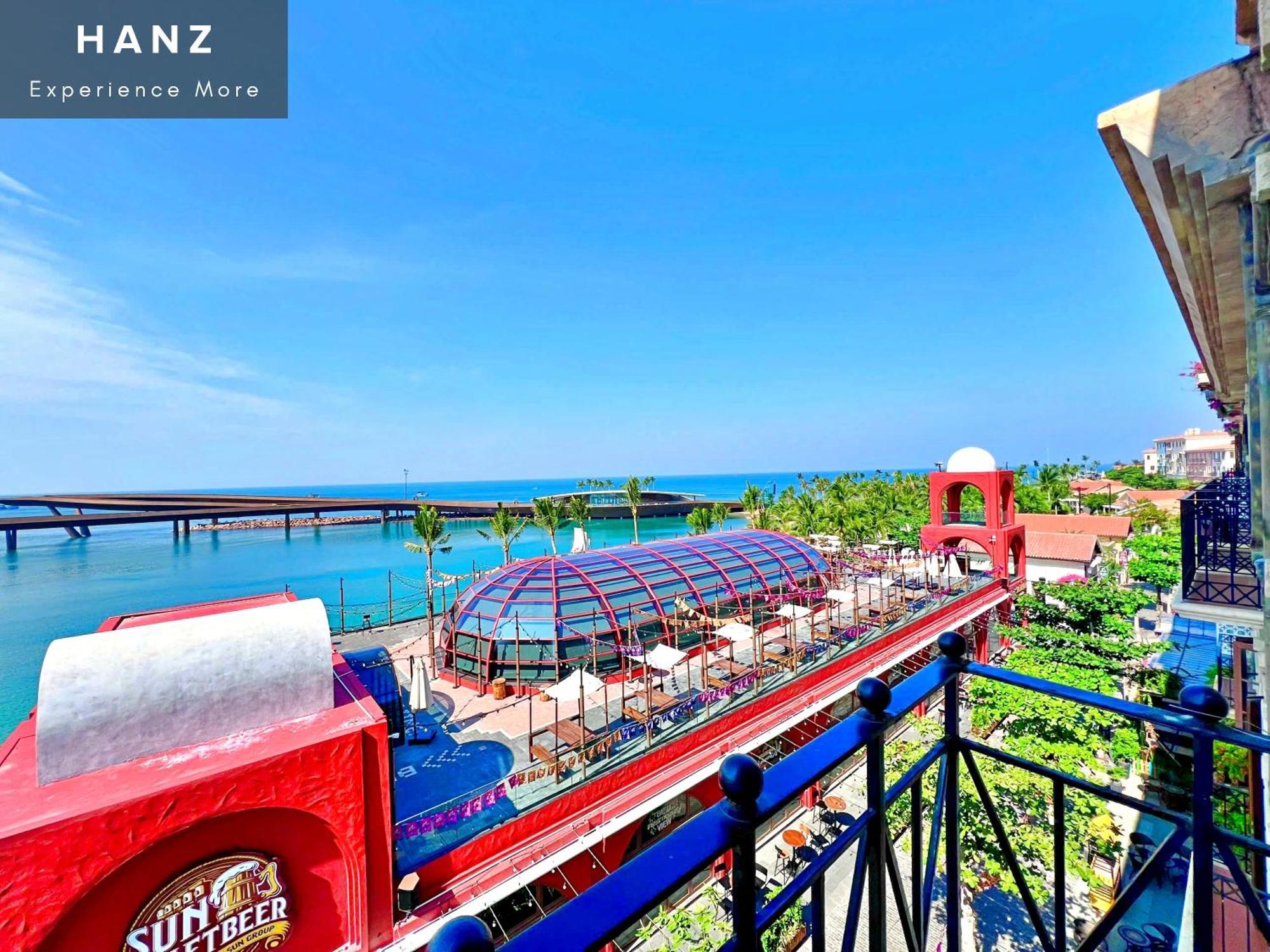 Hanz Sunset Lagoon Bliss Khách sạn 4*