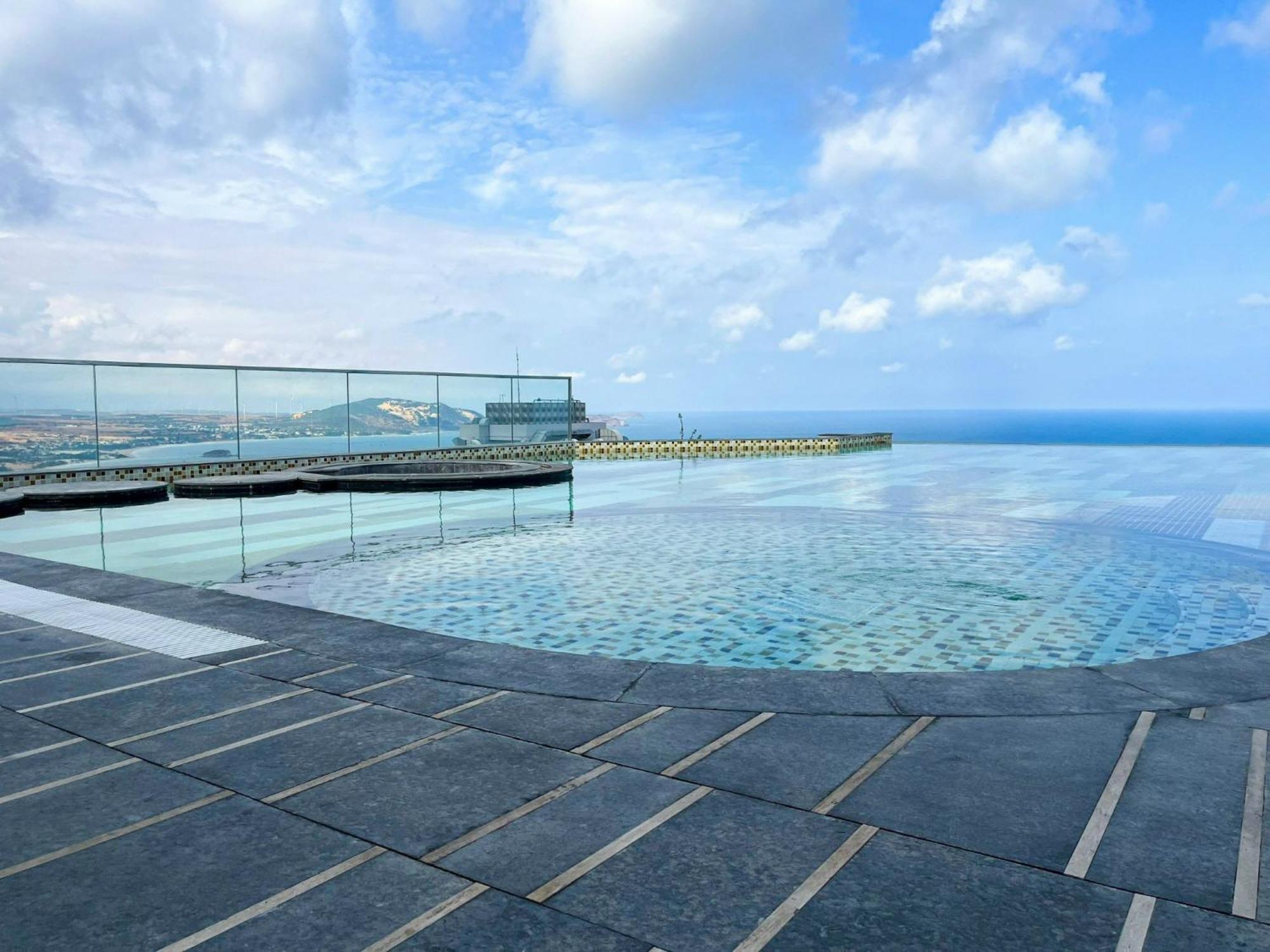 M Condotel By Mandala Cham Bay &