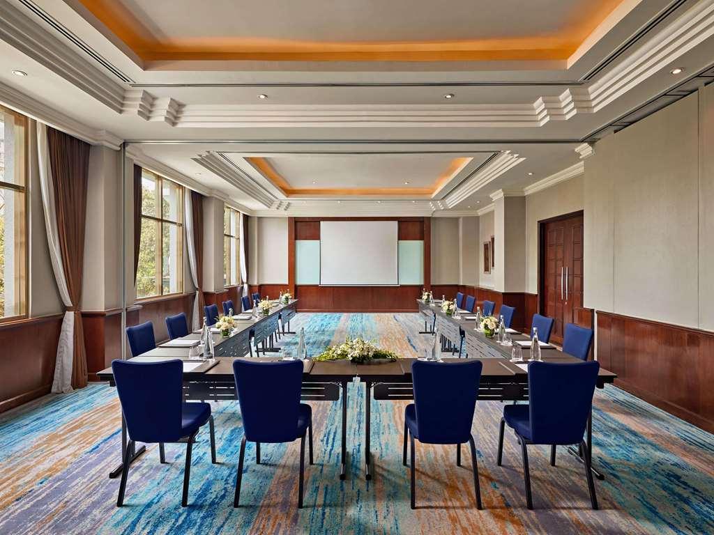 Moevenpick Centre Hotel