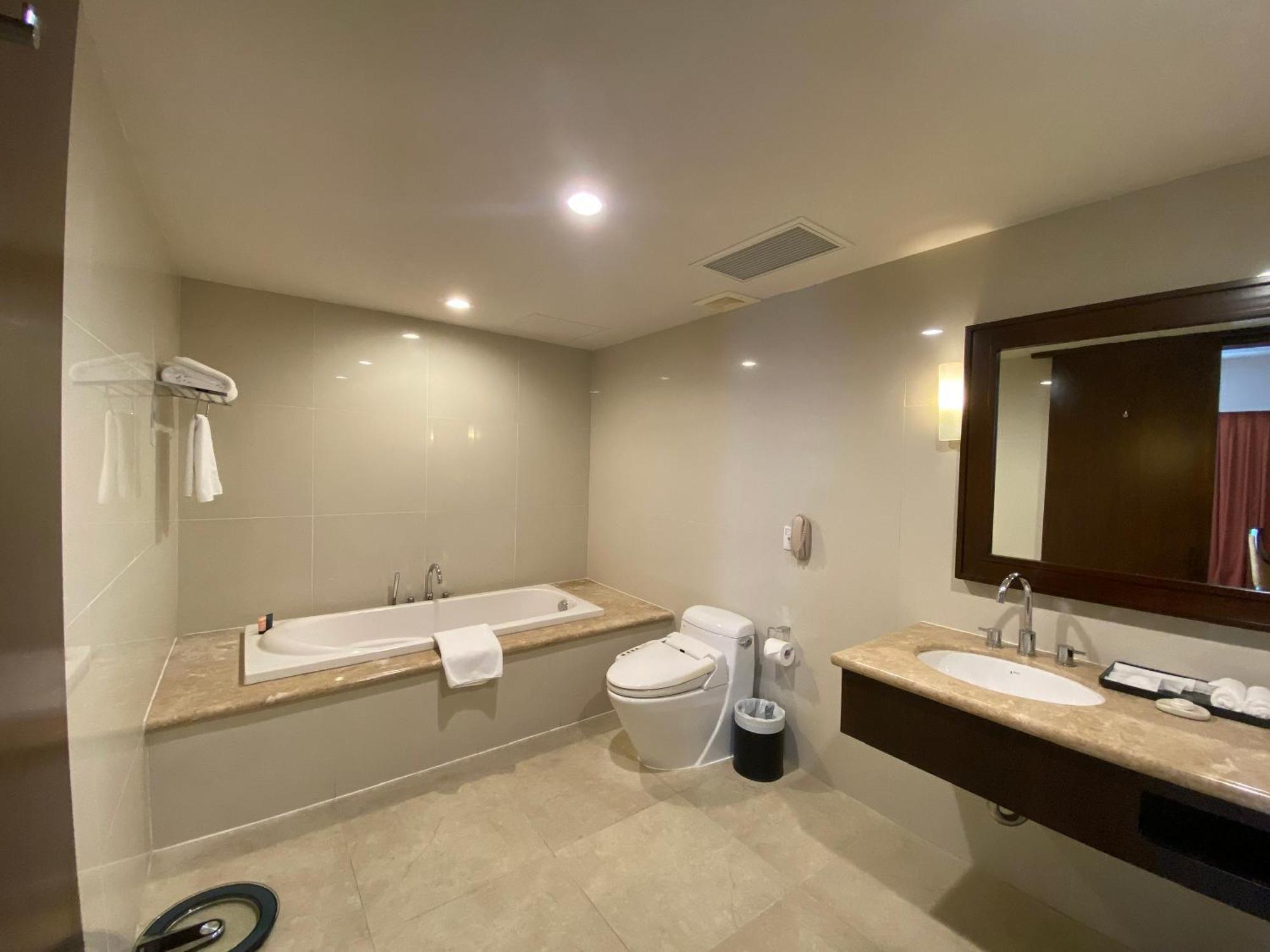 Muong Thanh Khách sạn 4*