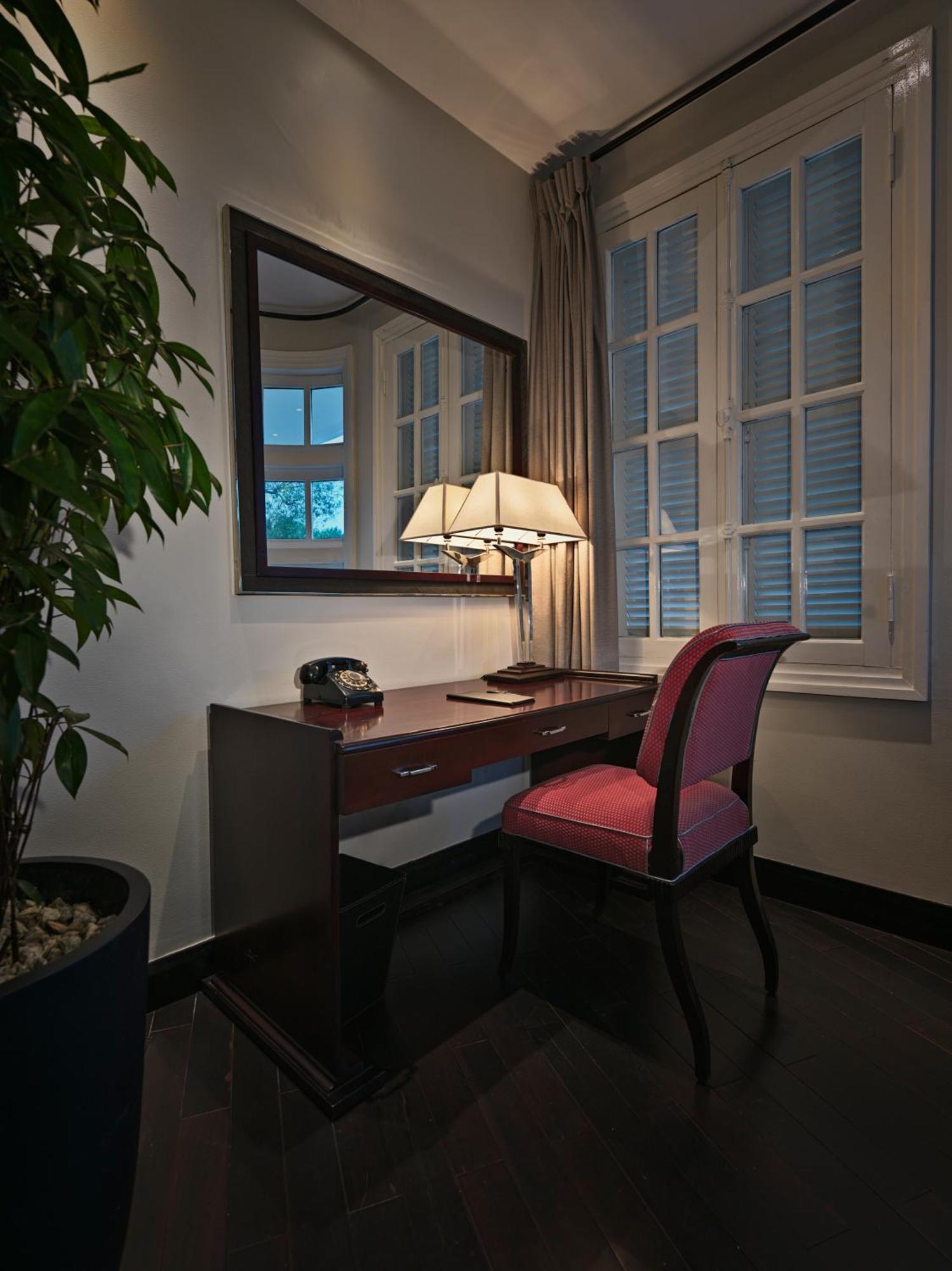 Resort Azerai La Residence, Hue