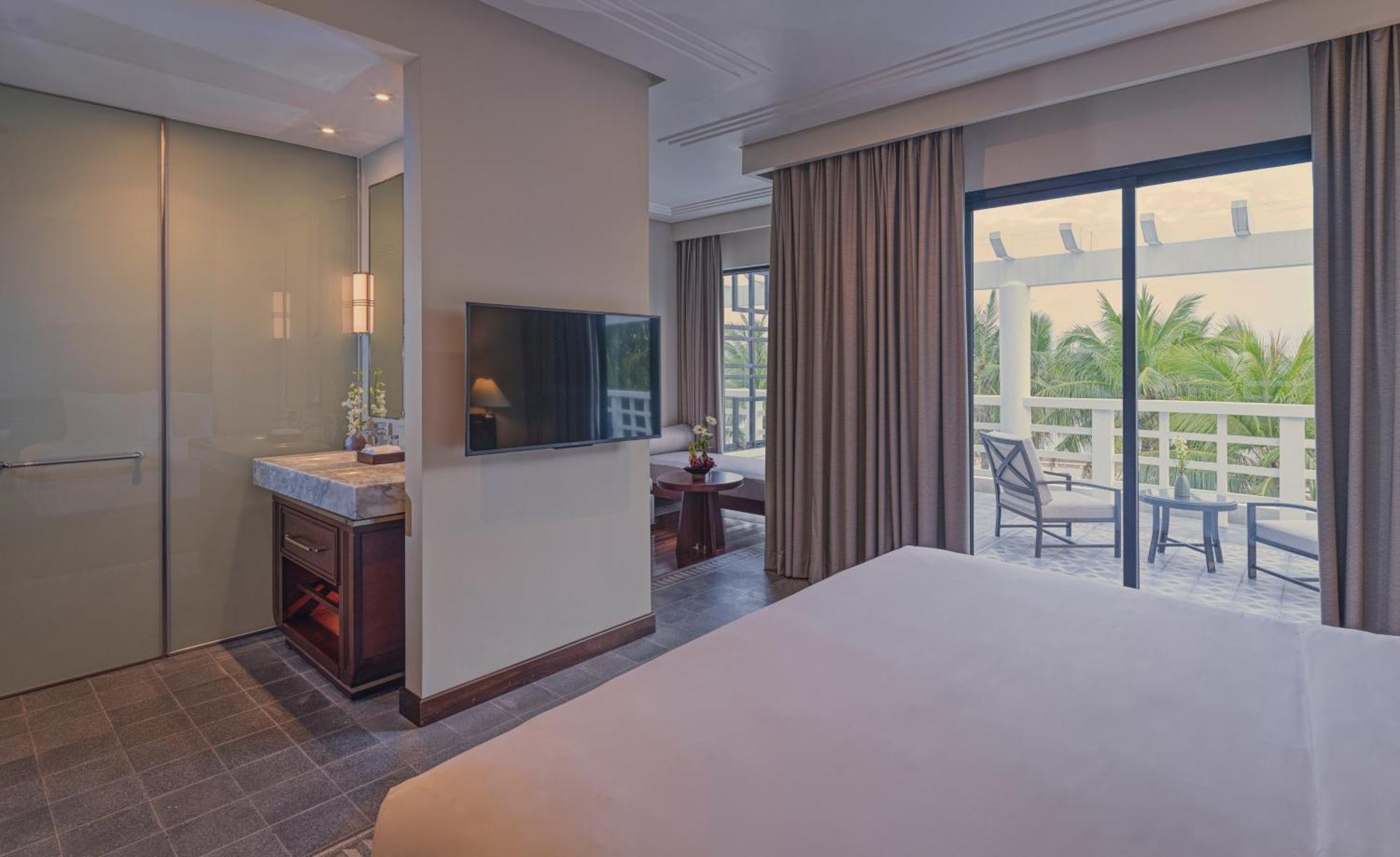 Azerai La Residence,